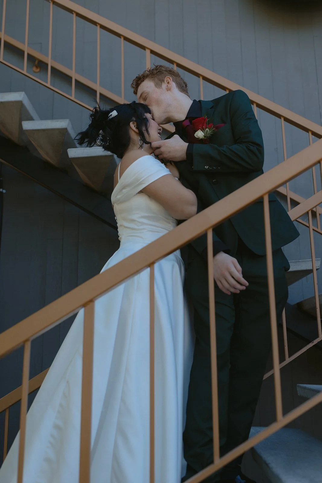 A Small, Intimate Sparks Lake Wedding in Oregon: Everything You Need to Know!