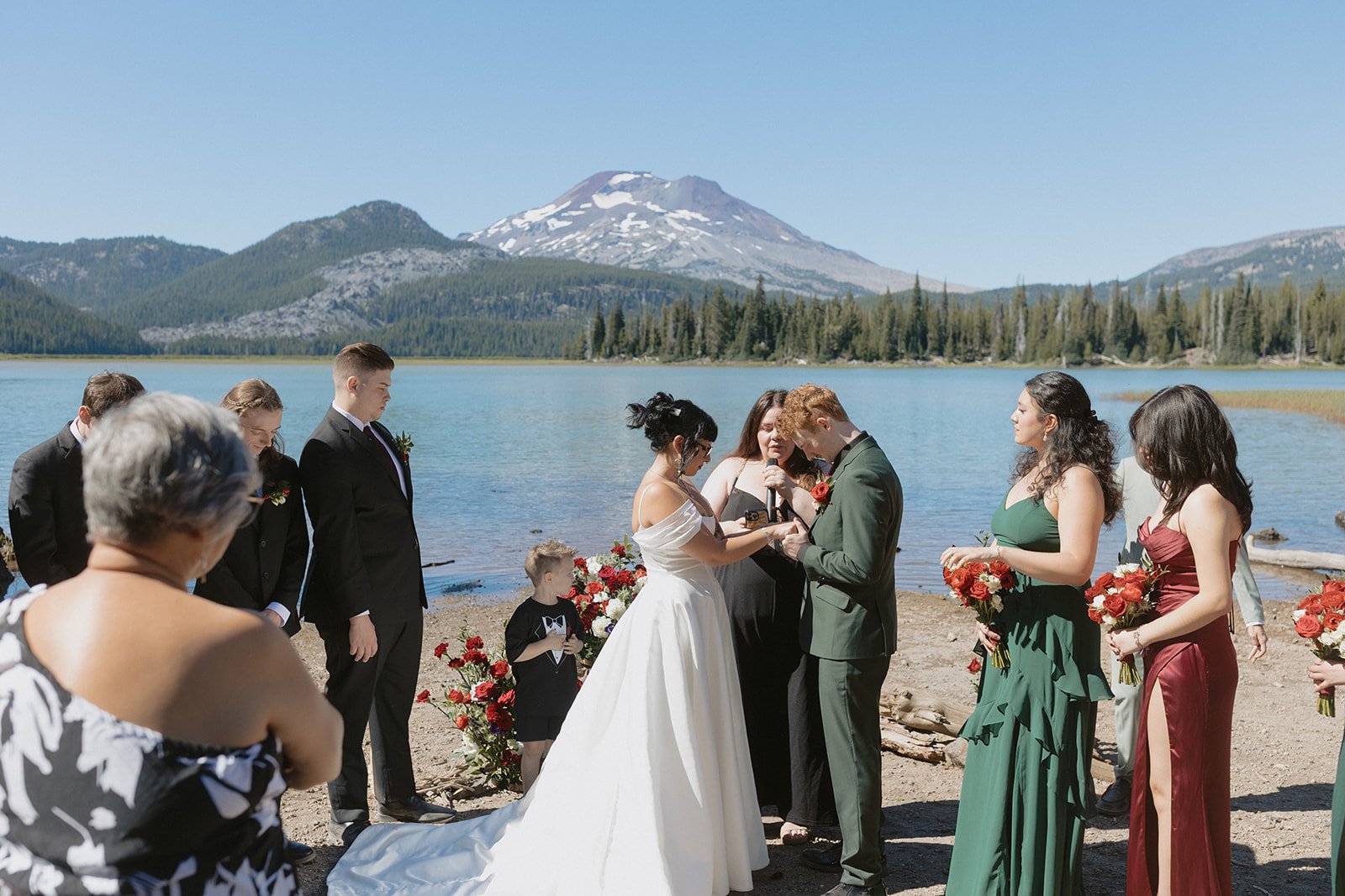 A Small, Intimate Sparks Lake Wedding in Oregon: Everything You Need to Know!