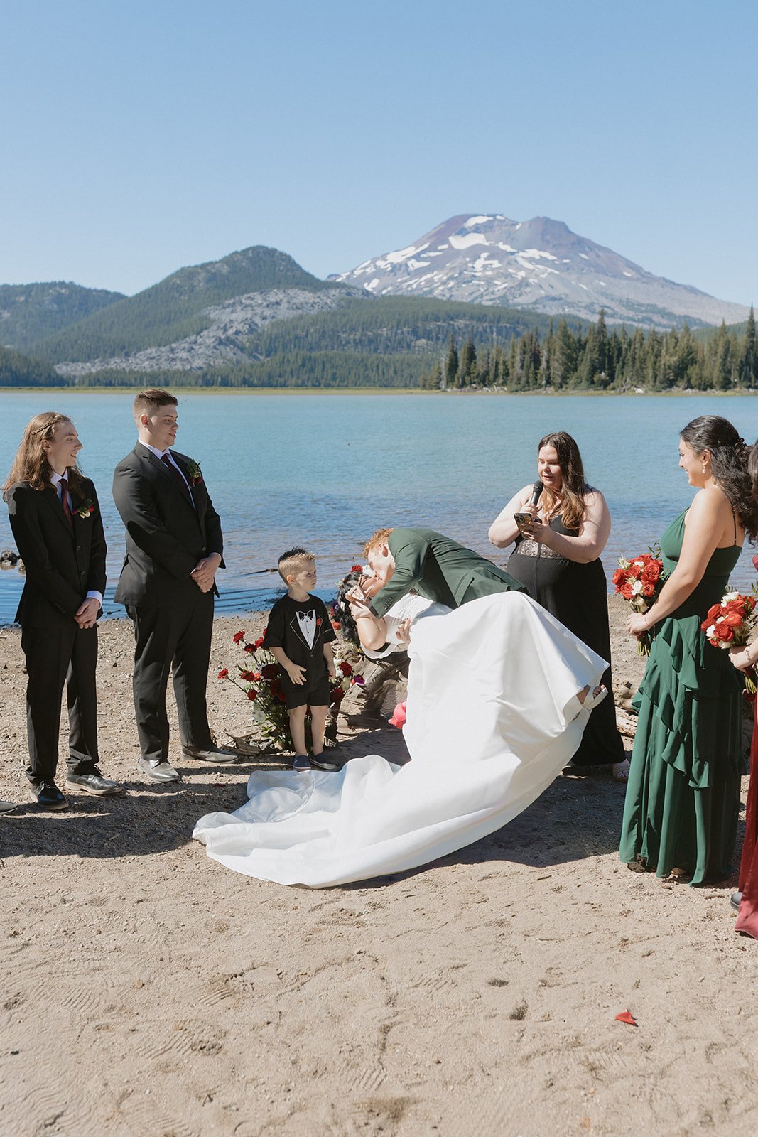 A Small, Intimate Sparks Lake Wedding in Oregon: Everything You Need to Know!