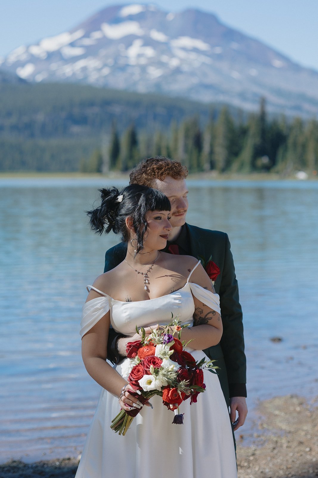 A Small, Intimate Sparks Lake Wedding in Oregon: Everything You Need to Know!
