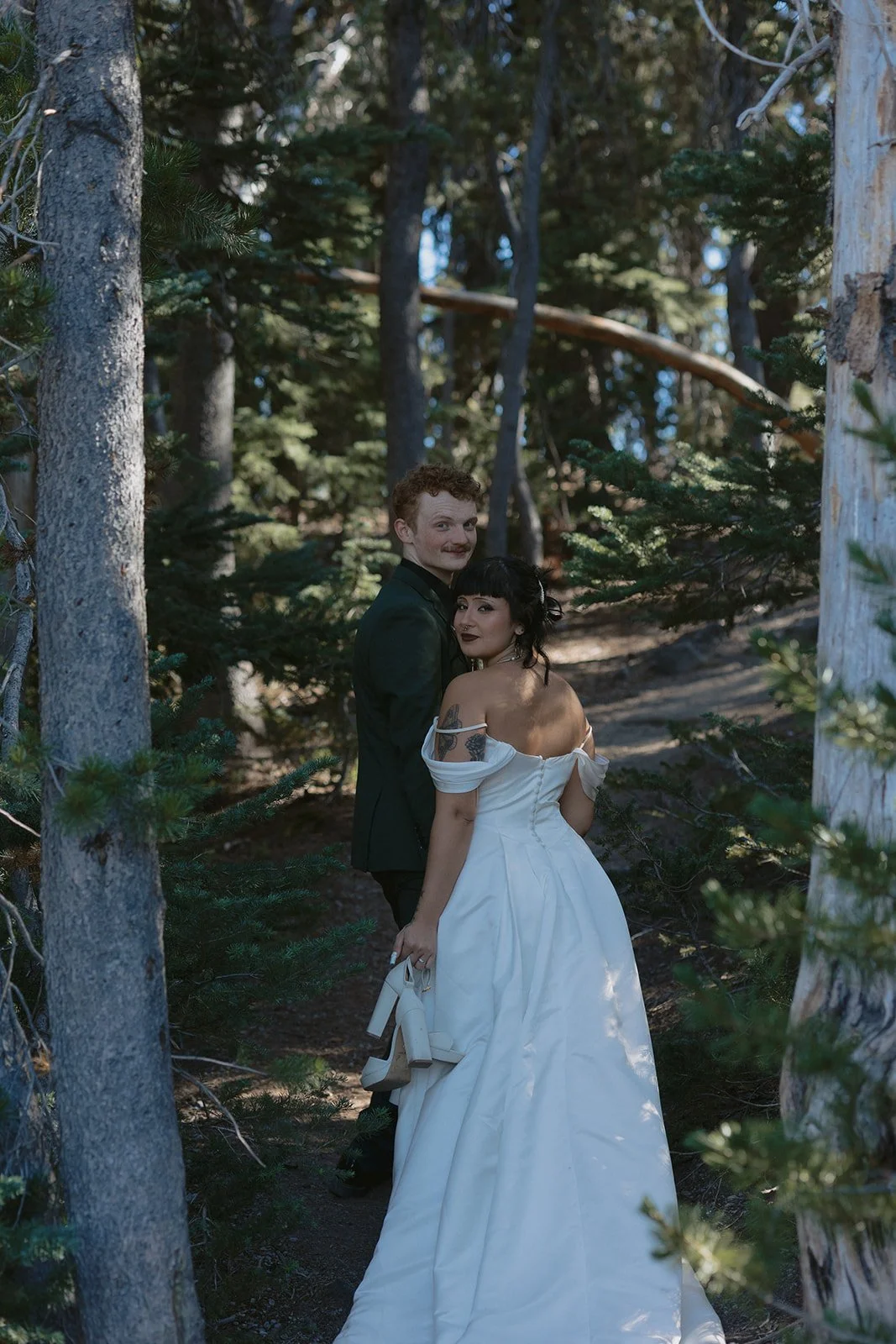 A Small, Intimate Sparks Lake Wedding in Oregon: Everything You Need to Know!