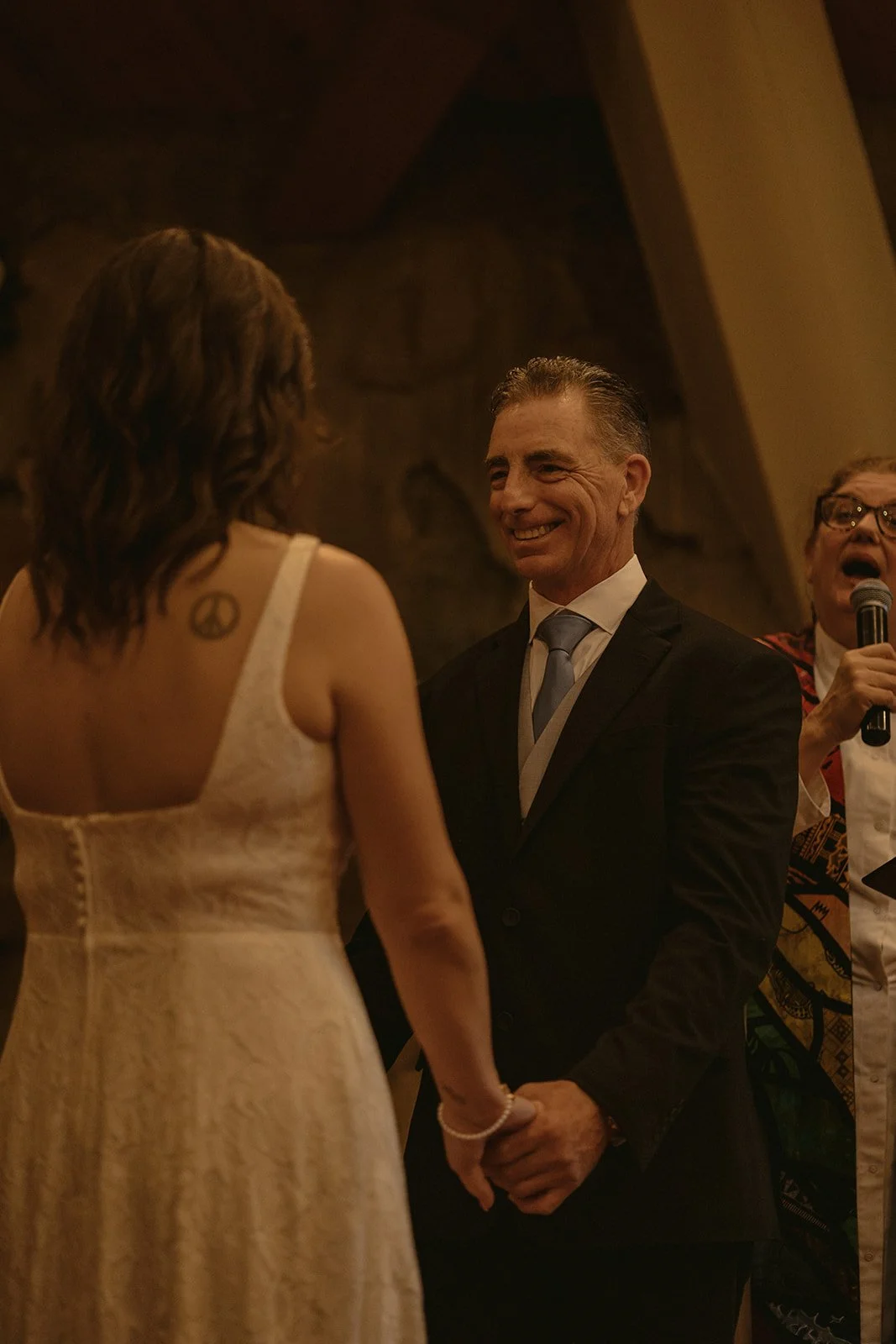 A Sweet &amp; Scenic Redding Mini Wedding at Whiskeytown Lake