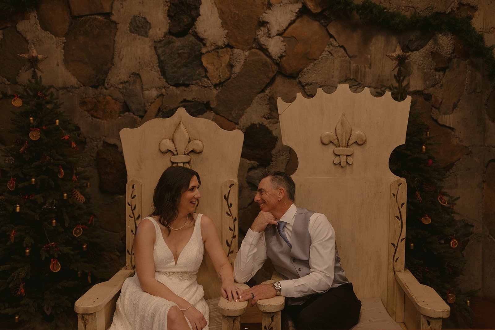 A Sweet &amp; Scenic Redding Mini Wedding at Whiskeytown Lake