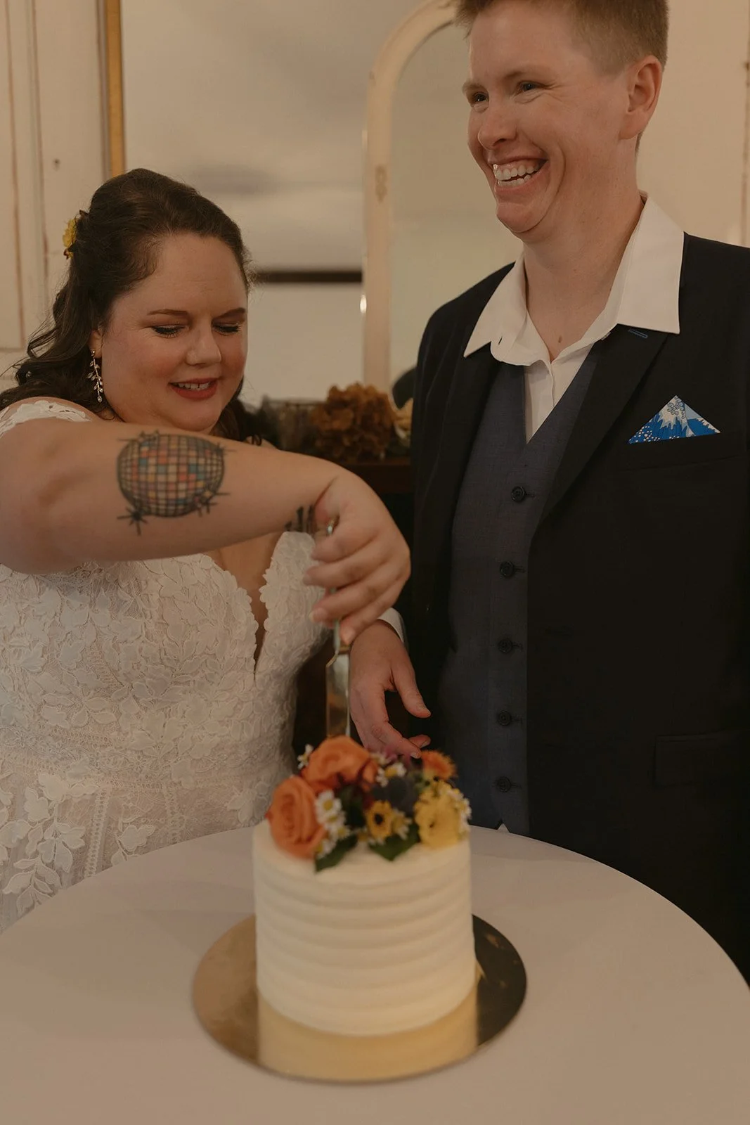 A Fall Wedding in Delaware, Ohio Celebrating Lindsey &amp; Sarah’s Love Story