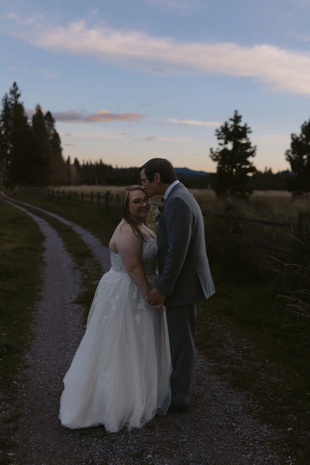Shasta View Lodge Wedding Venue in McCloud, California: A Hidden Mountain Gem