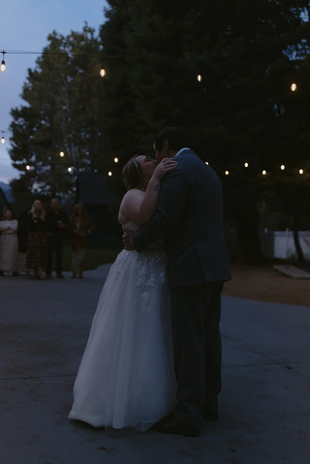 Shasta View Lodge Wedding Venue in McCloud, California: A Hidden Mountain Gem