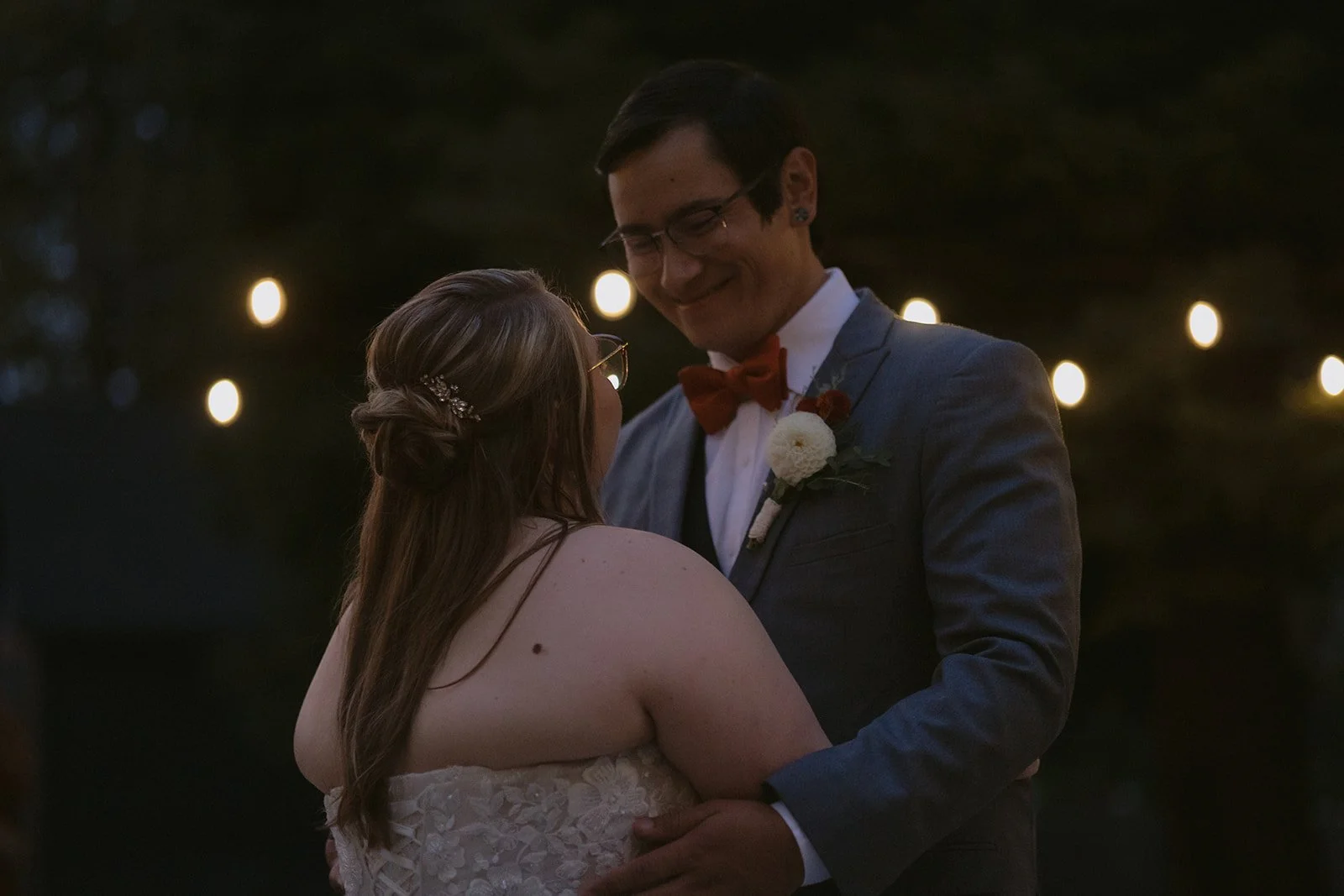 Shasta View Lodge Wedding Venue in McCloud, California: A Hidden Mountain Gem