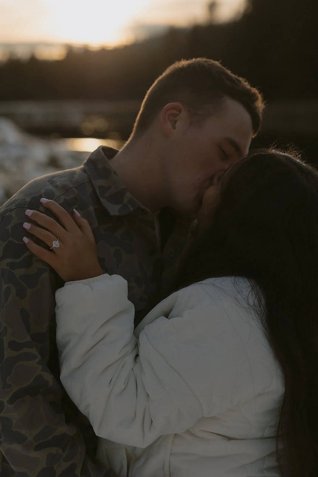 A Romantic Sunriver Proposal Along the Deschutes River | Conner &amp; Ella