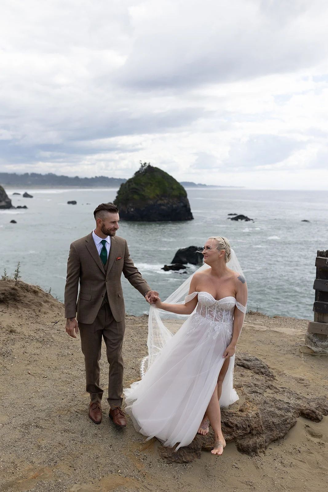 What Does an Elopement Day Look Like? A Relaxed Timeline for Your Dream Wedding