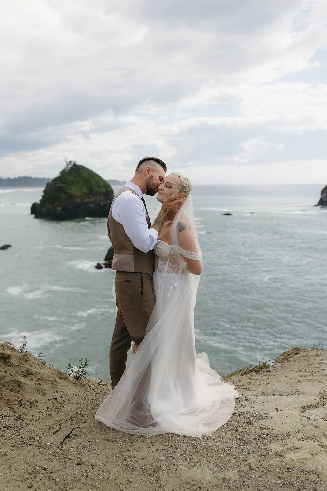 What Does an Elopement Day Look Like? A Relaxed Timeline for Your Dream Wedding