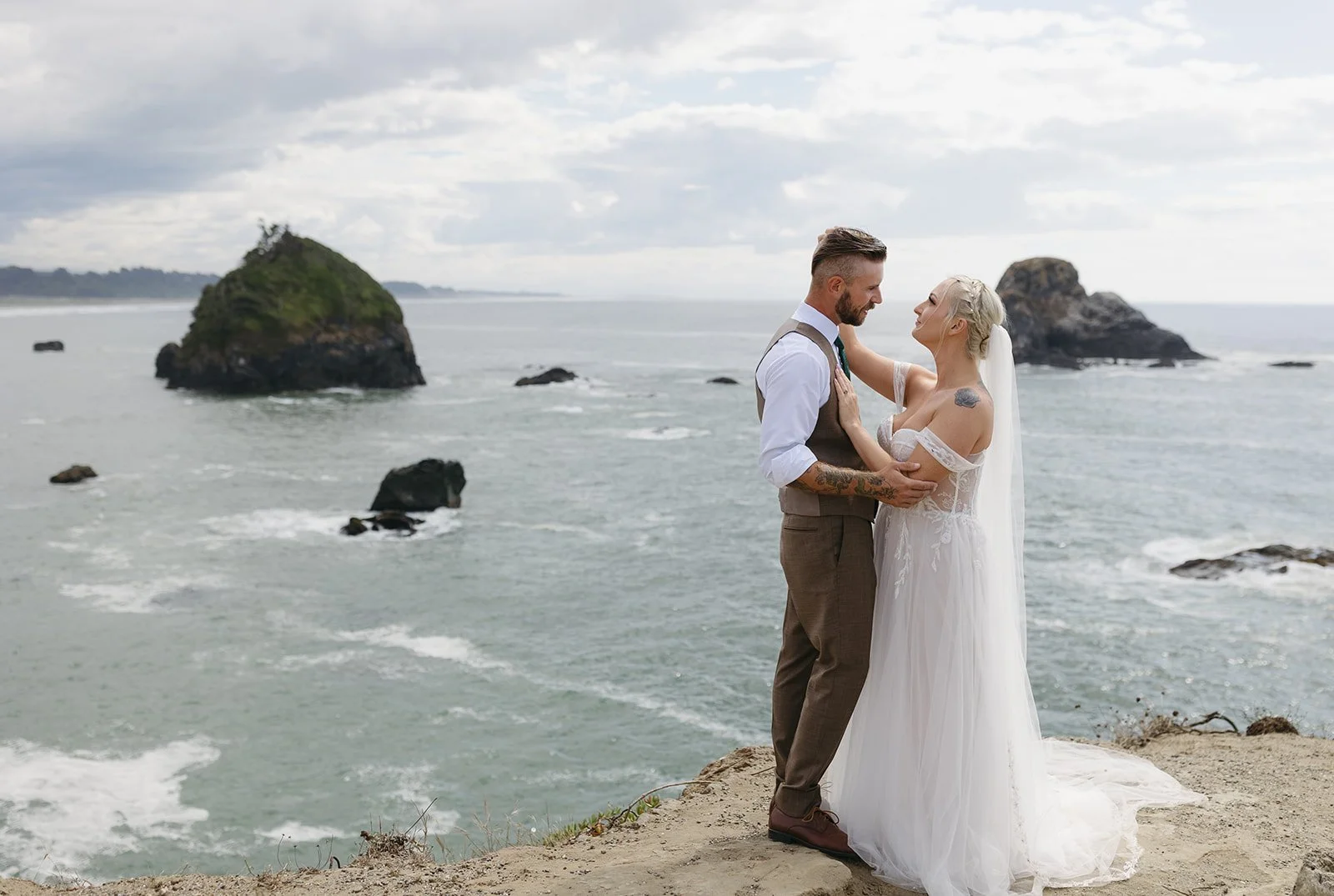 What Does an Elopement Day Look Like? A Relaxed Timeline for Your Dream Wedding