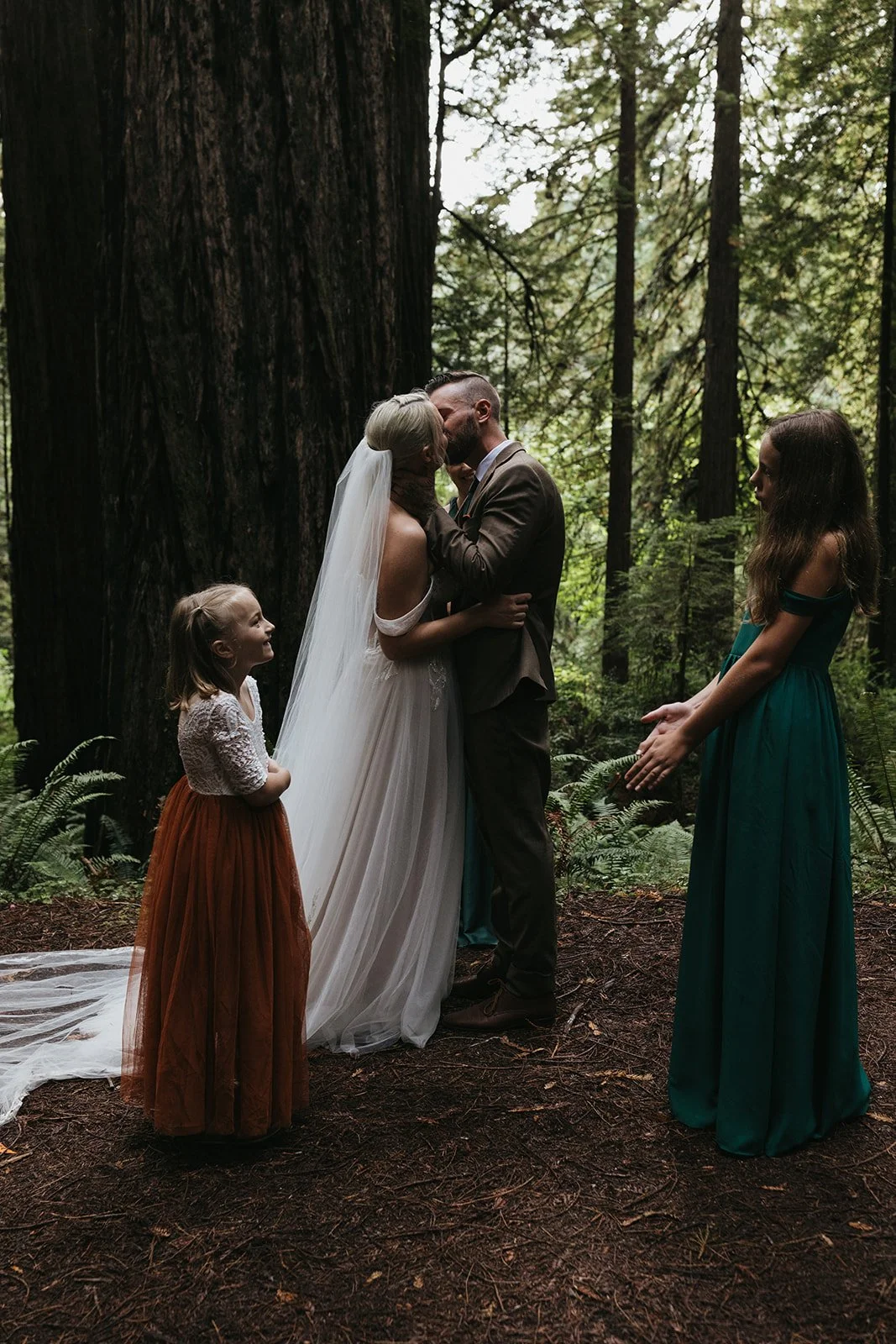 What Does an Elopement Day Look Like? A Relaxed Timeline for Your Dream Wedding