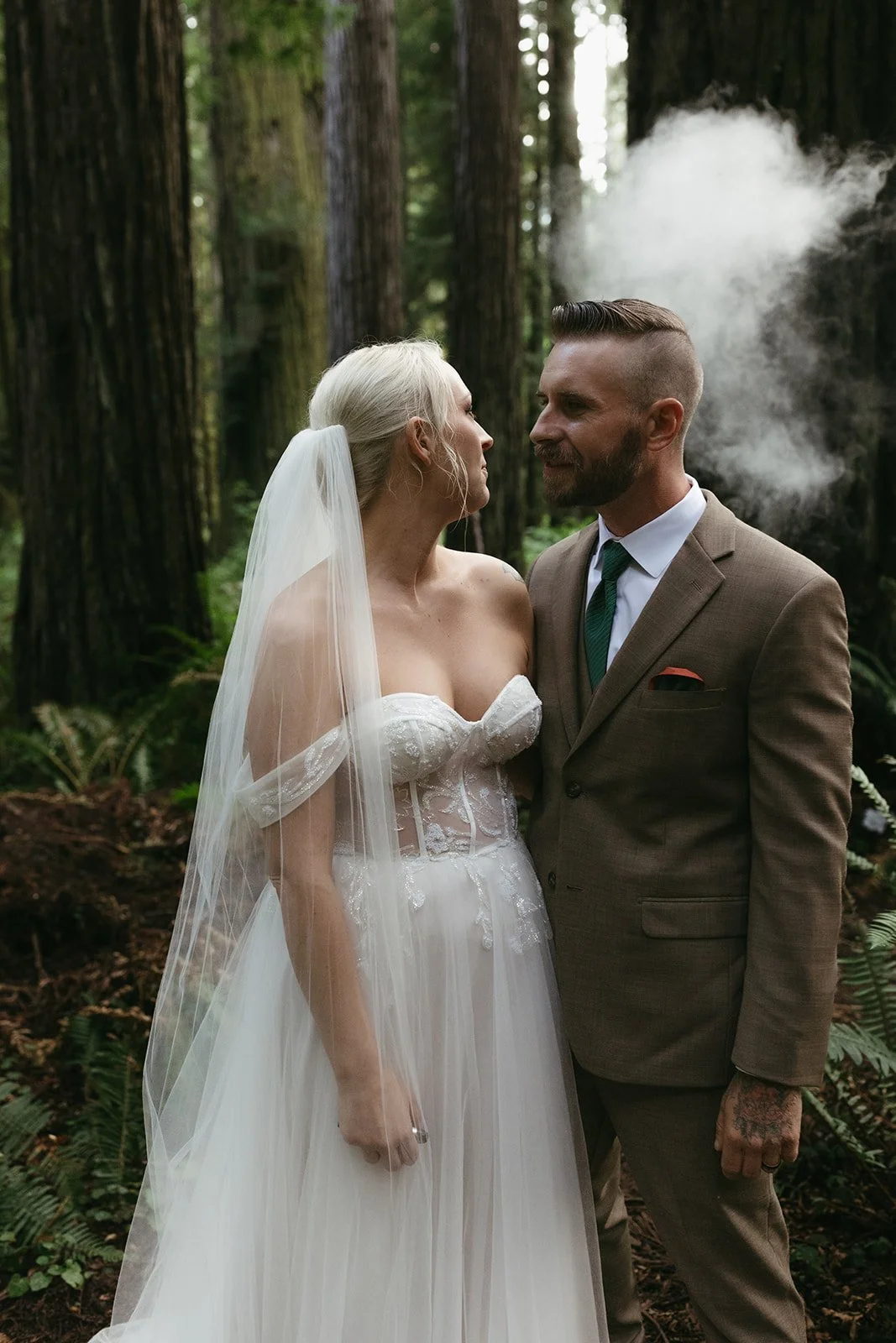What Does an Elopement Day Look Like? A Relaxed Timeline for Your Dream Wedding