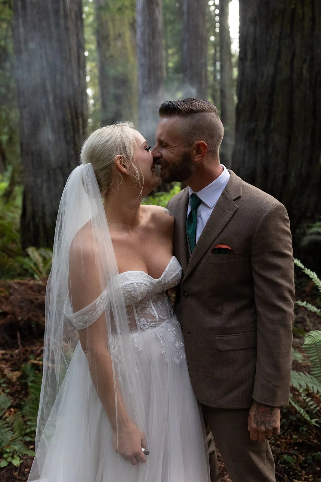 What Does an Elopement Day Look Like? A Relaxed Timeline for Your Dream Wedding