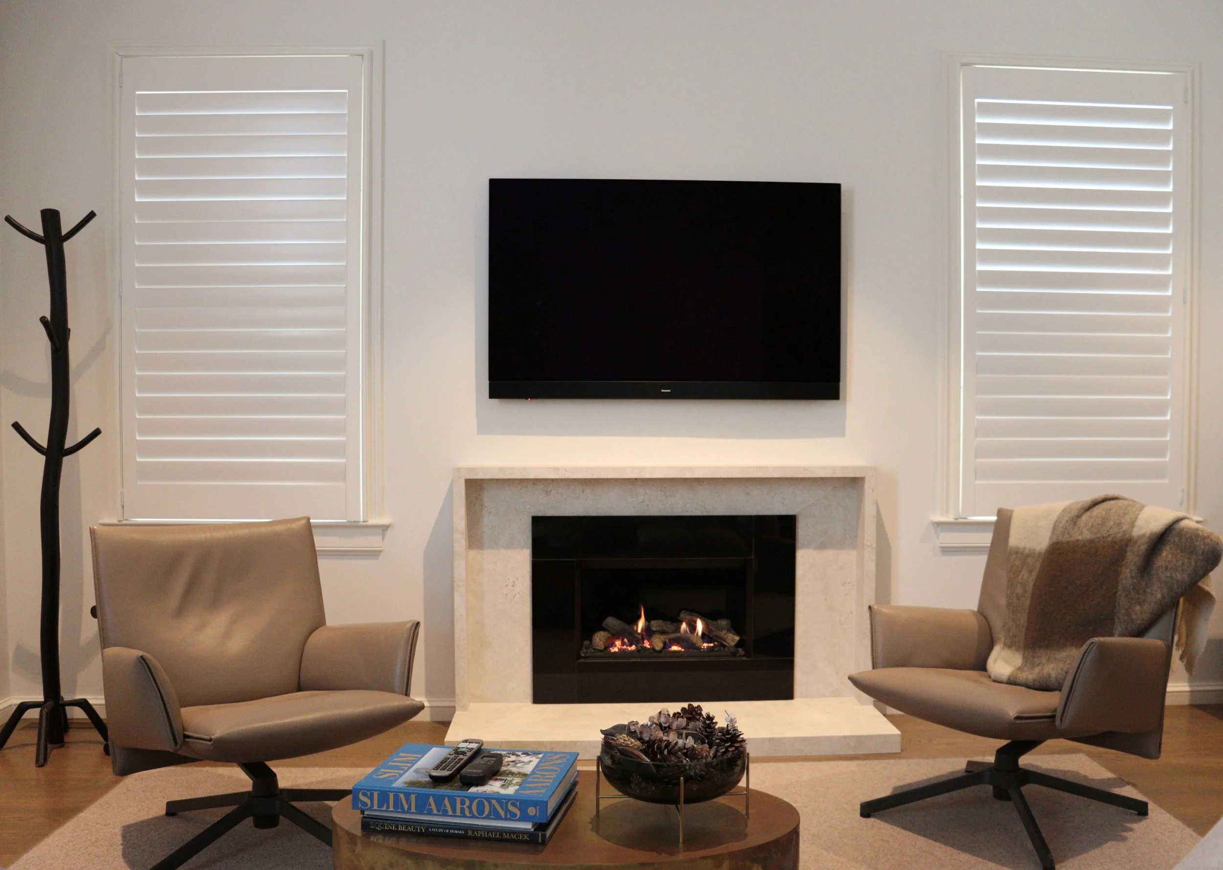 New gas fire study with stone surround