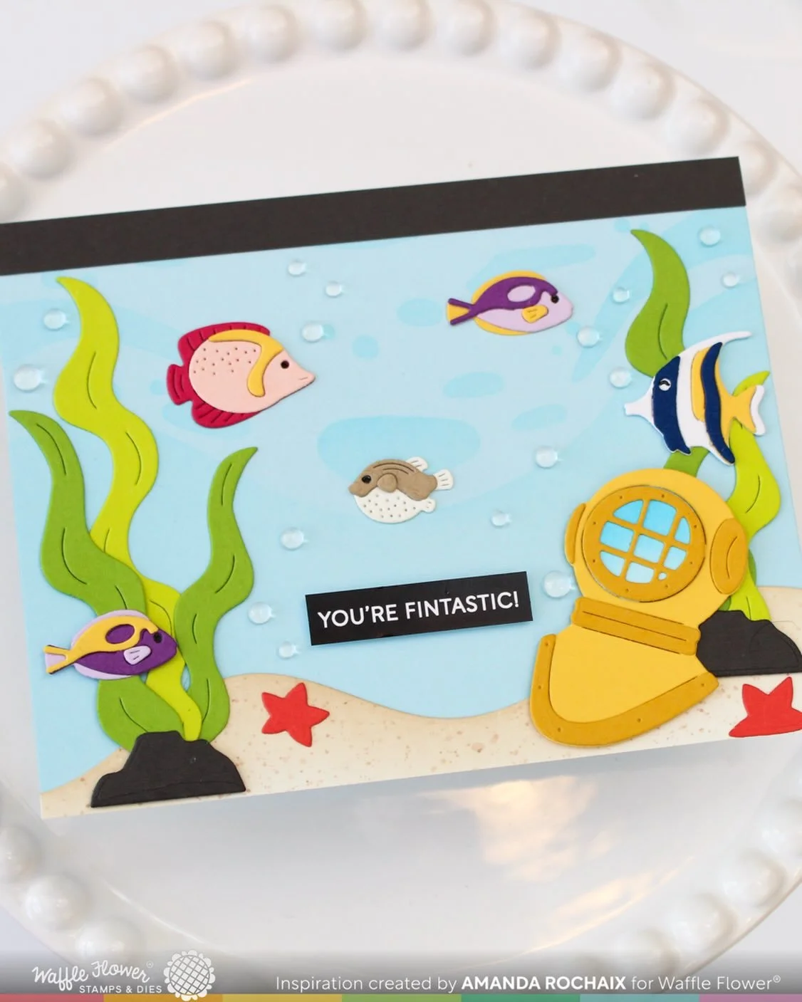 I had so much fun making aquatic scenes with the Under the Sea release from @waffleflowercrafts that I just had to make a fish tank scene 😂. This idea came to me out of the blue (and reminded me of when I had tanks) and I had so much fun bringing it