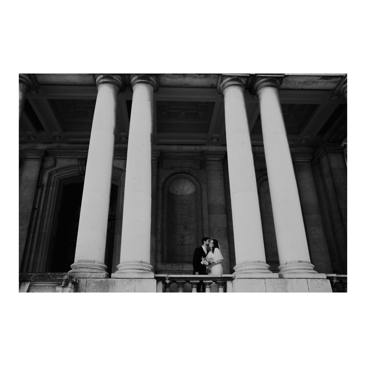 Greenwich has such beautiful architecture for wedding photography, and it&rsquo;s local so you know, double bonus! 
.
.
.

#londonweddingphotographer 
#ukweddingphotographer #kentweddingphotographer #essexweddingphotographer #stylishbridee #stylishgr