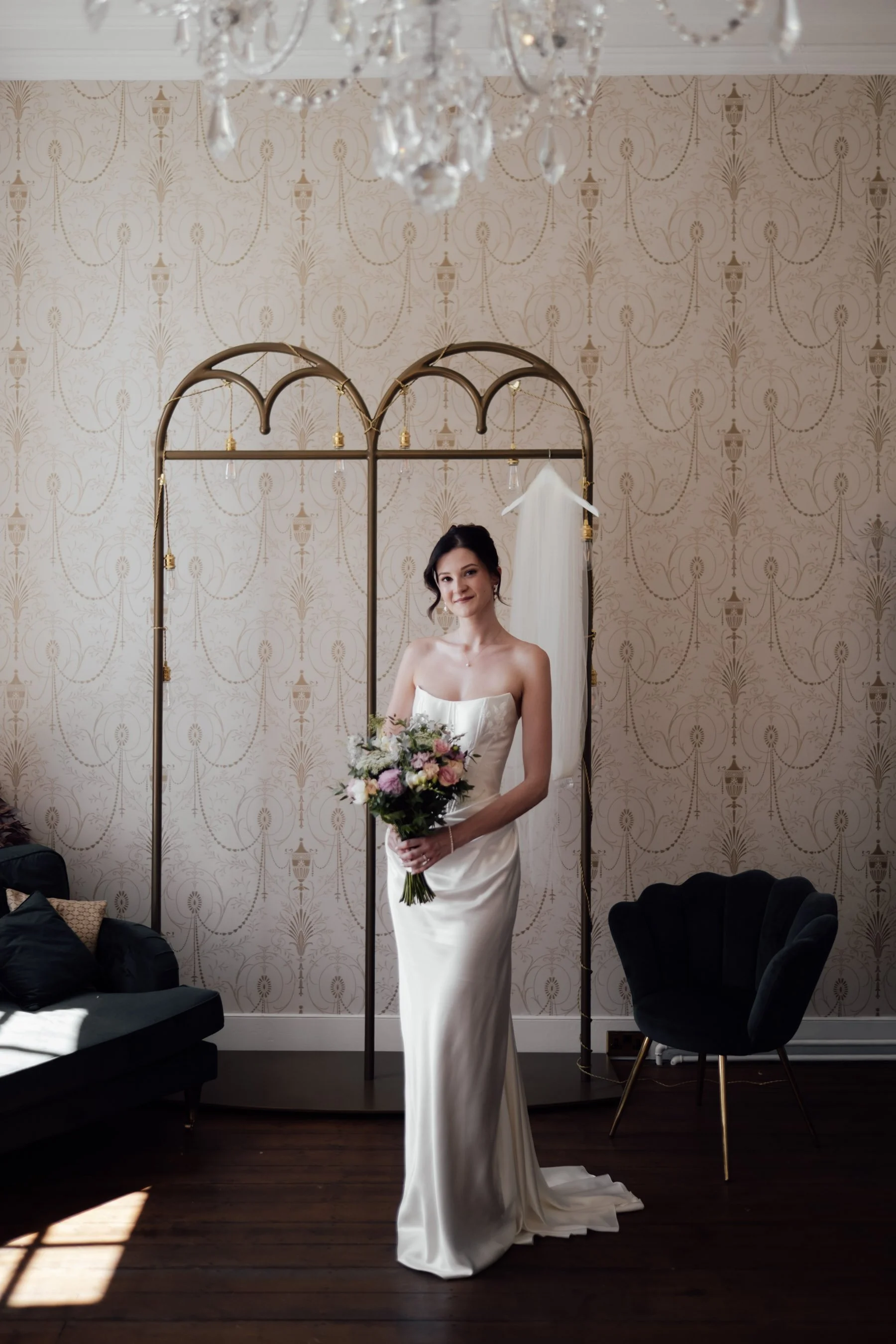 012Emily_Harry_Sneak_Peek.jpg