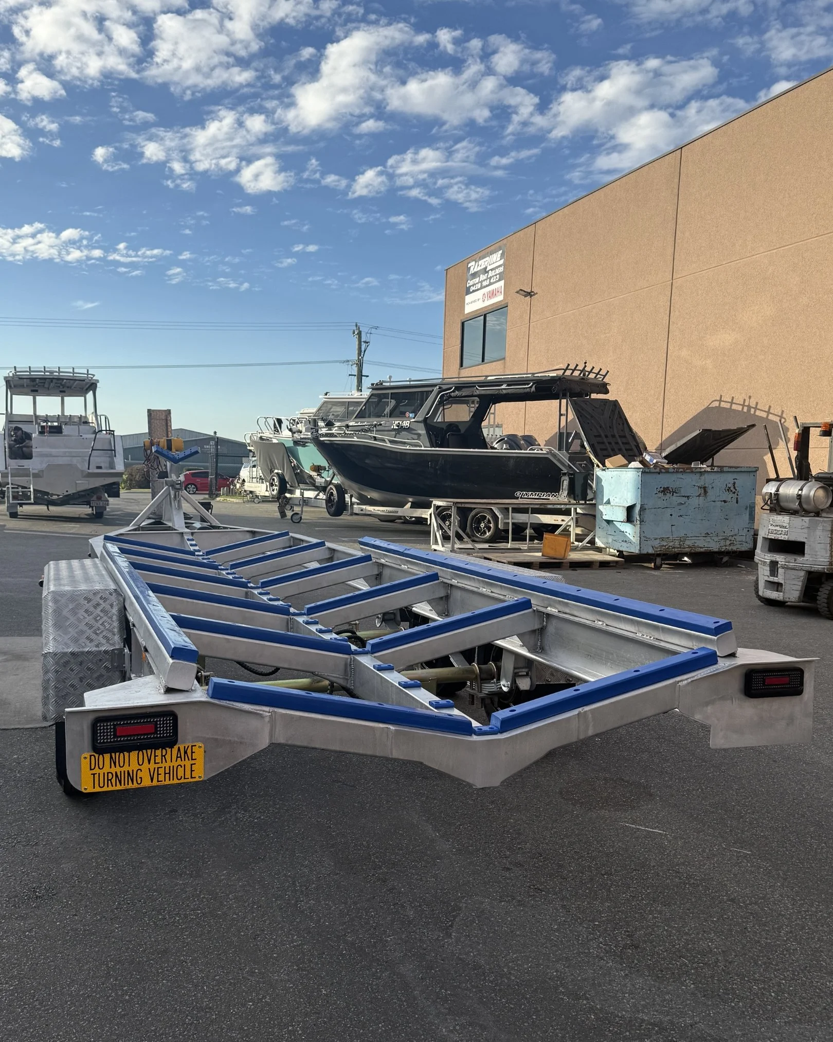 When you're building a beast, you need a trailer to match!

The new Bounty Hunter's custom 10500 aluminium skid trailer is ready to roll. With an 8T tandem-axle configuration, air brakes, and heavy-duty construction, it's built to handle the scale of
