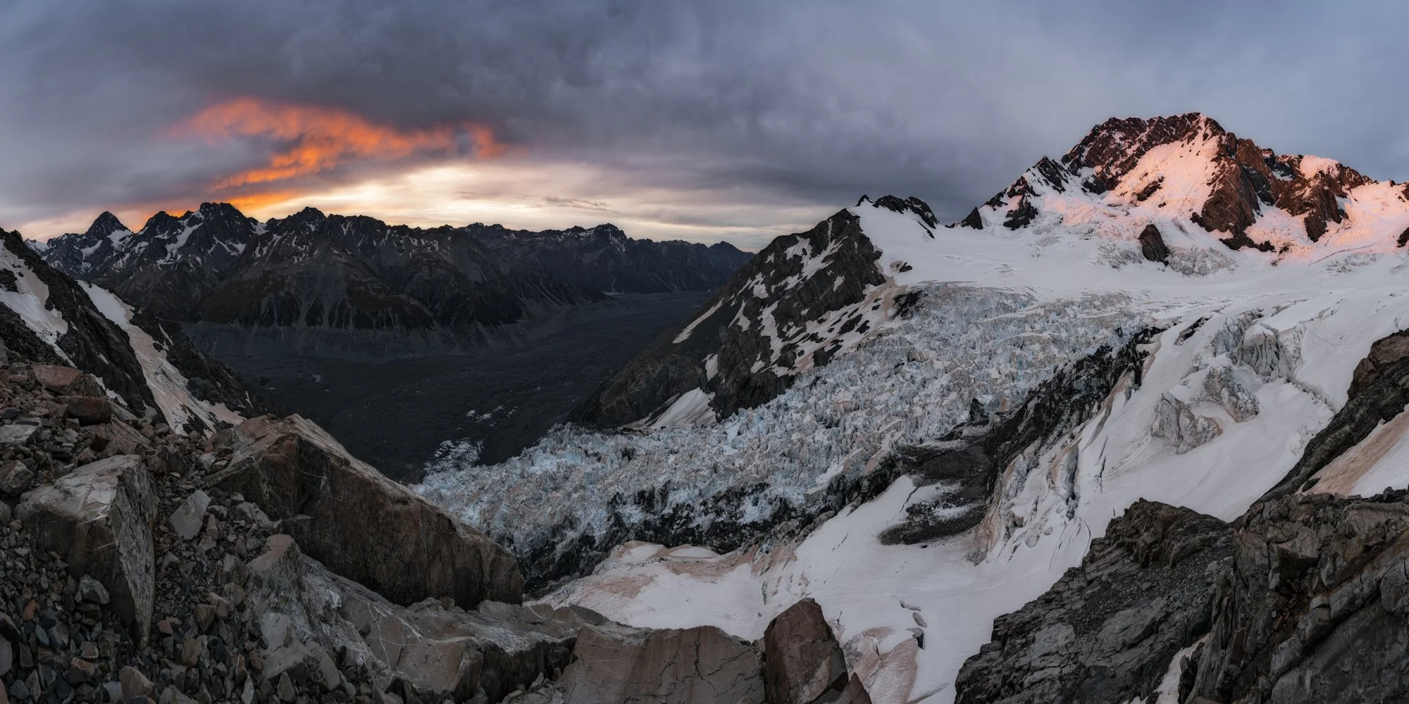 Plateau Hut 2-1.jpg