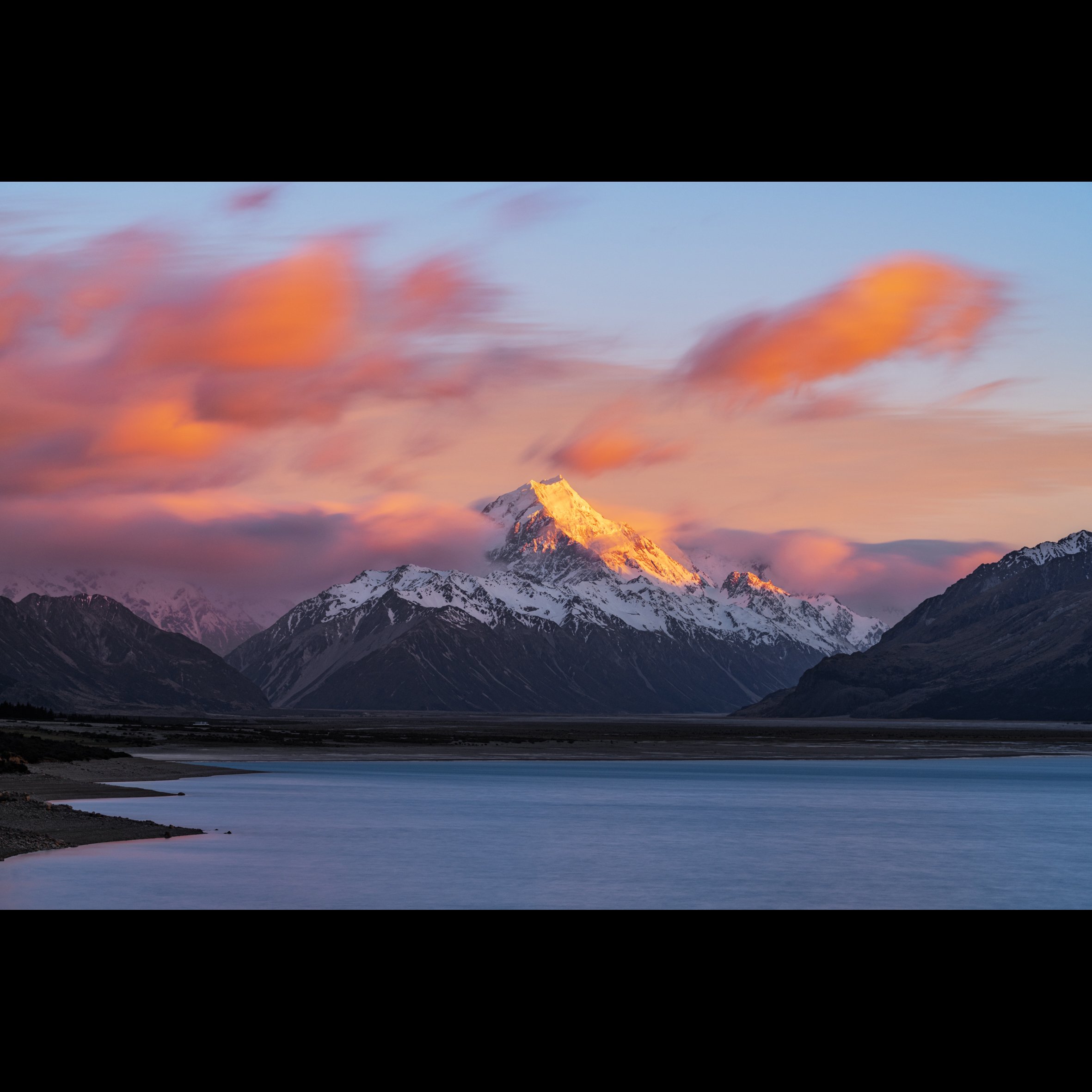 Mt. Cook Lake