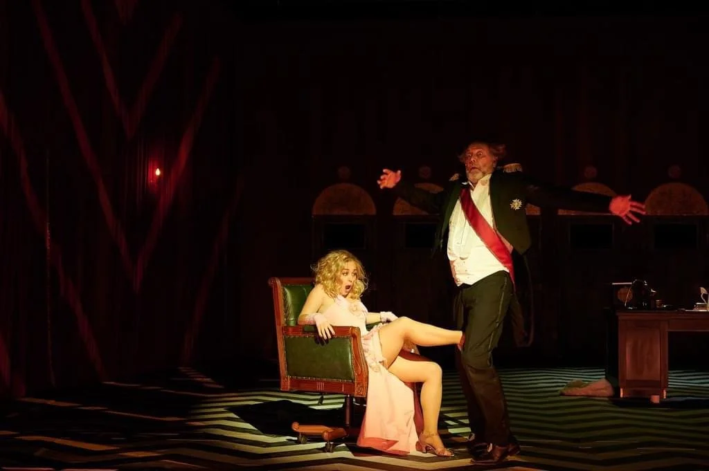 Die Fledermaus, Matthias Baus
