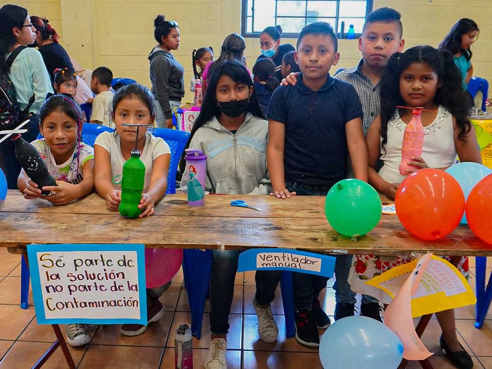 children-science-fair-sponsor-child-guatemala-eftc-8.jpg