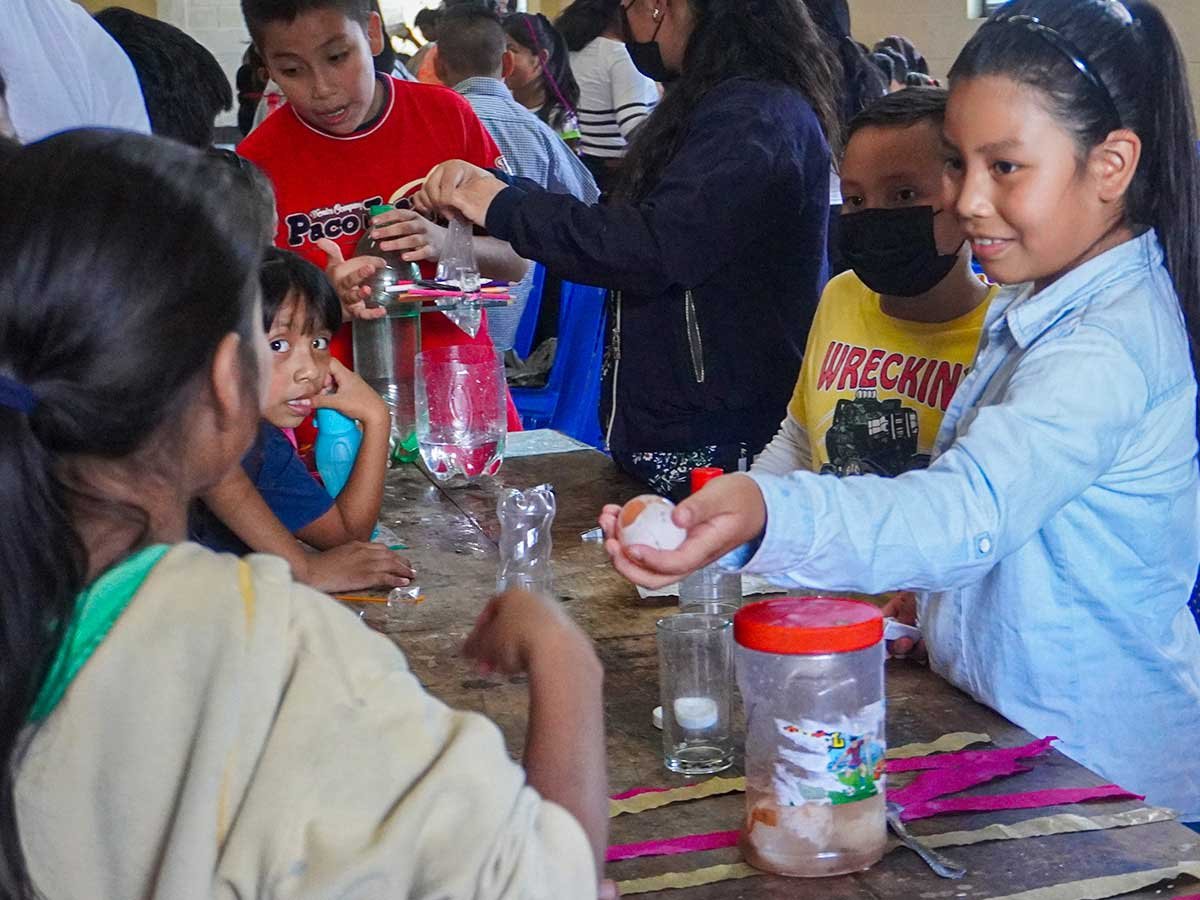 children-science-fair-sponsor-child-guatemala-eftc-10.jpg