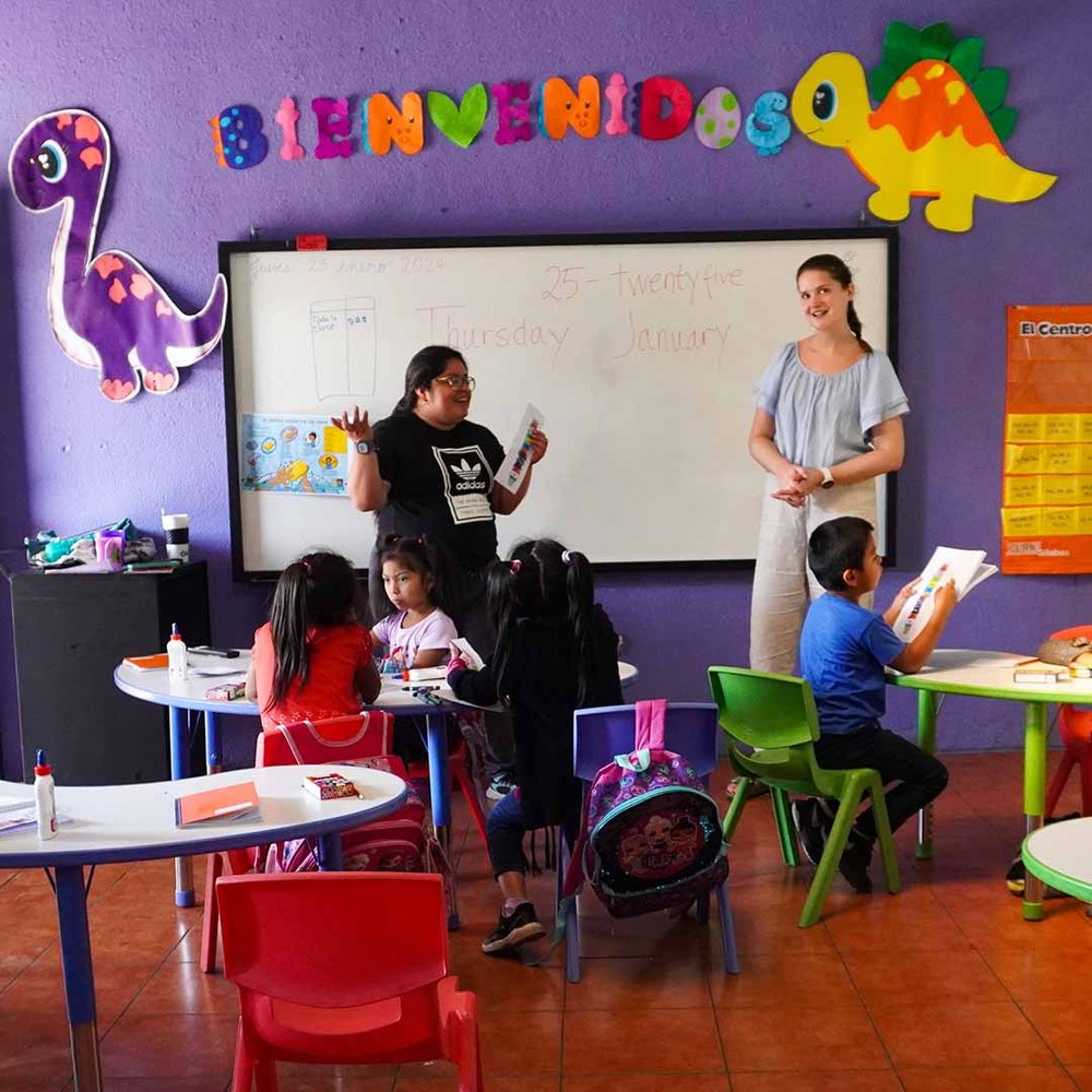 Volunteer-guatemala-ngo-eduction-children-eftc-web-_0005_Capa 0.jpg
