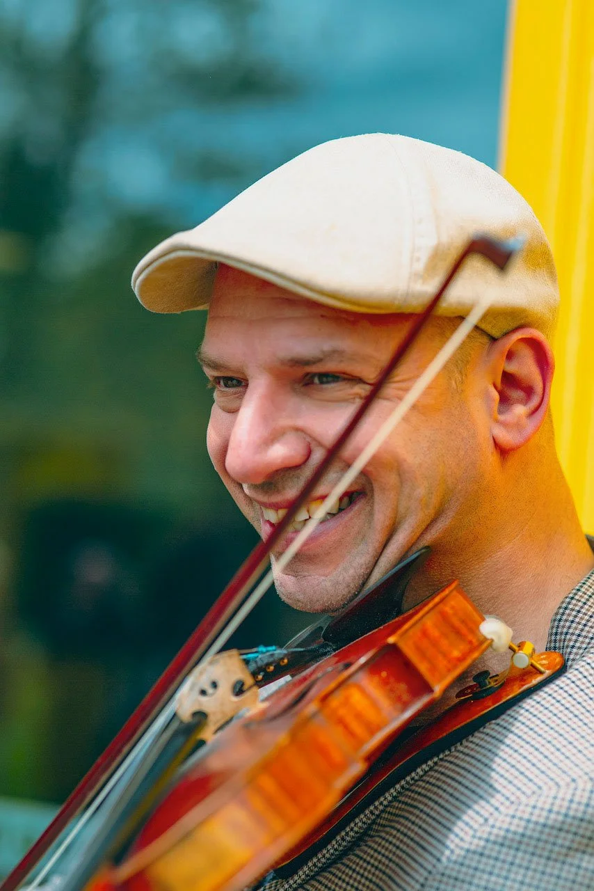 Bert Vos – Klezmer-Geiger mit Violine