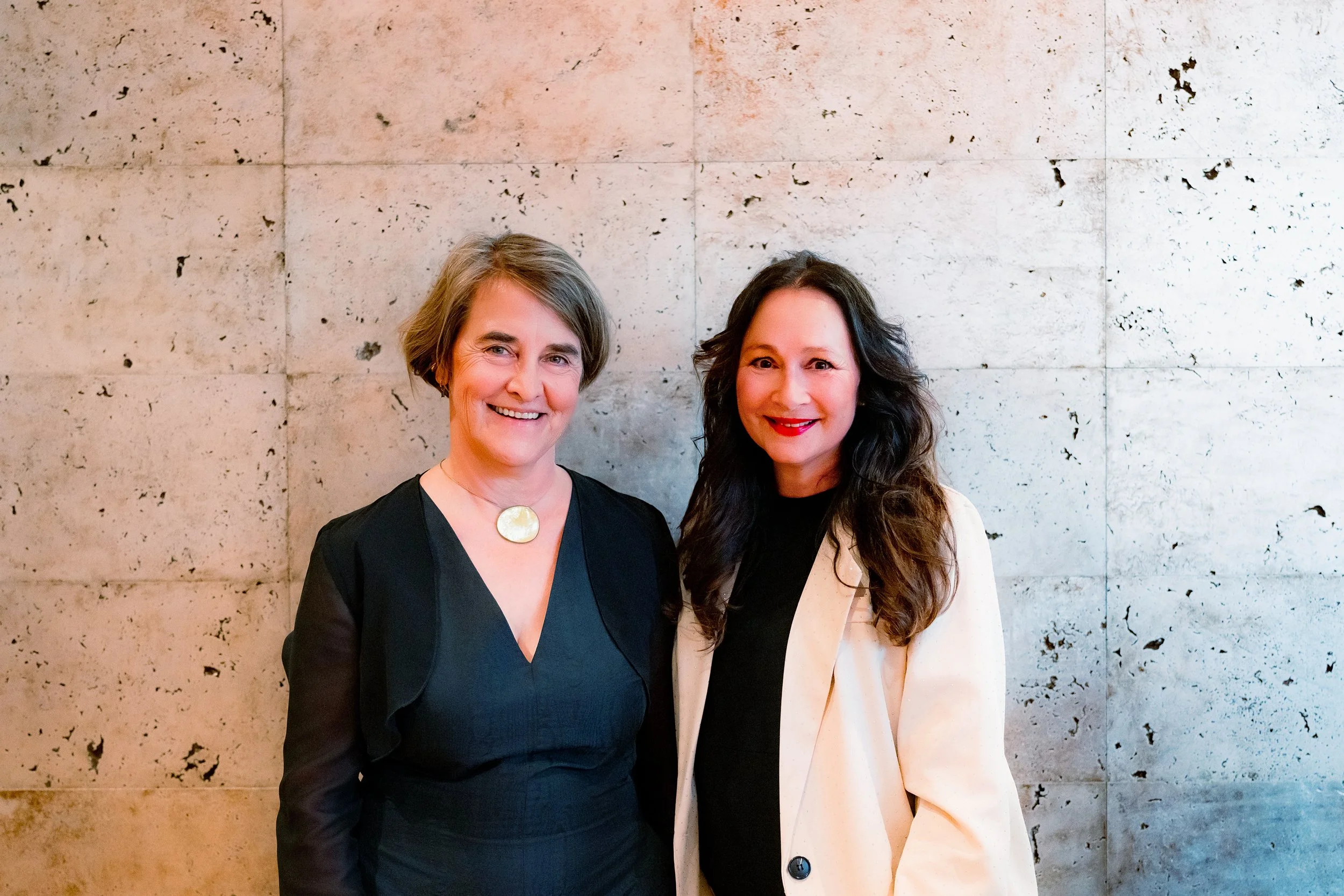Engagiert für Dialog und Begegnung: Ulrike Neukamm (künstlerische Leitung) und Claudia Hessel (Gesamtleitung und Vorstandsvorsitzende). Foto: Kay-Uwe Fischer / SHALOM-MUSIK.KOELN