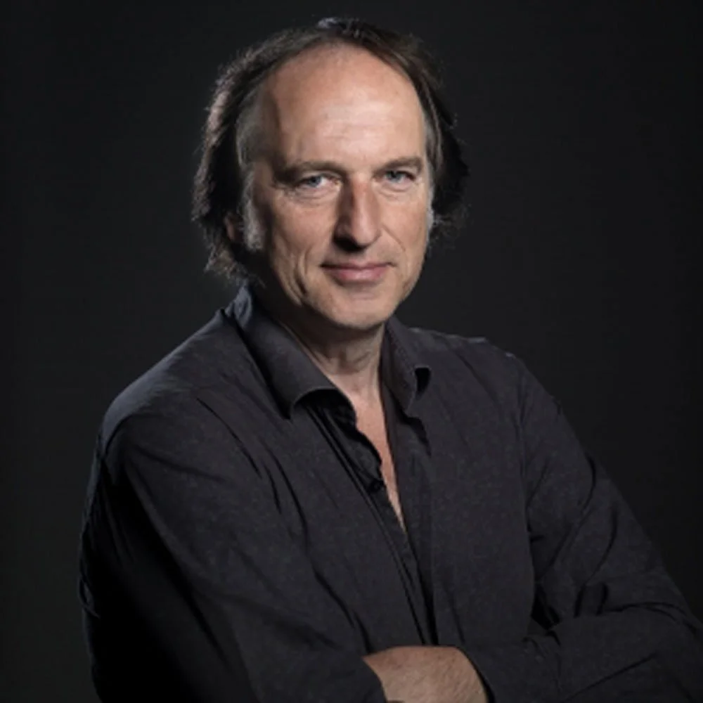 Peter van Os Portrait mit Akkordeon