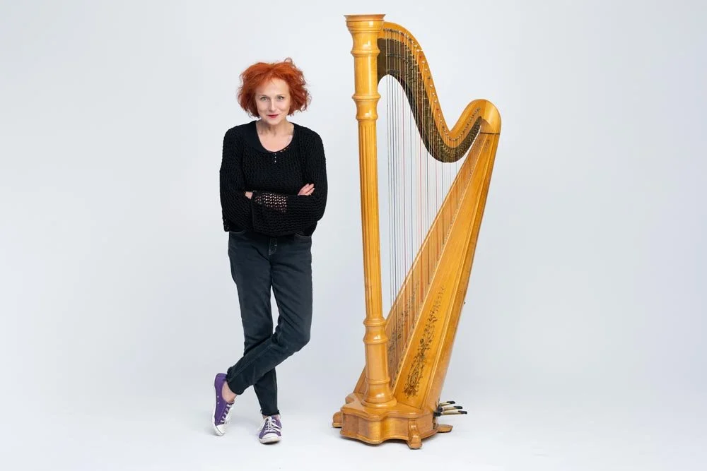 Susanne Weinhöppel mit Harfe beim SHALOM MUSIK KOELN Festival 2026