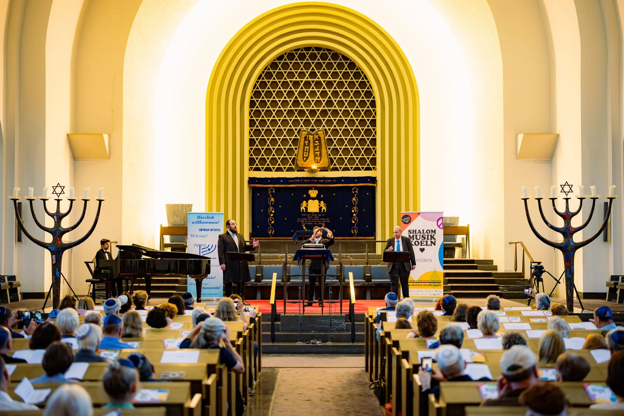 Feierlicher Auftakt des Langen Tages mit jüdischer Musik: Das Morgenkonzert „Wenn der Schofar ruft“ in der Kölner Synagoge. Foto: Kay-Uwe Fischer / SHALOM-MUSIK.KOELN