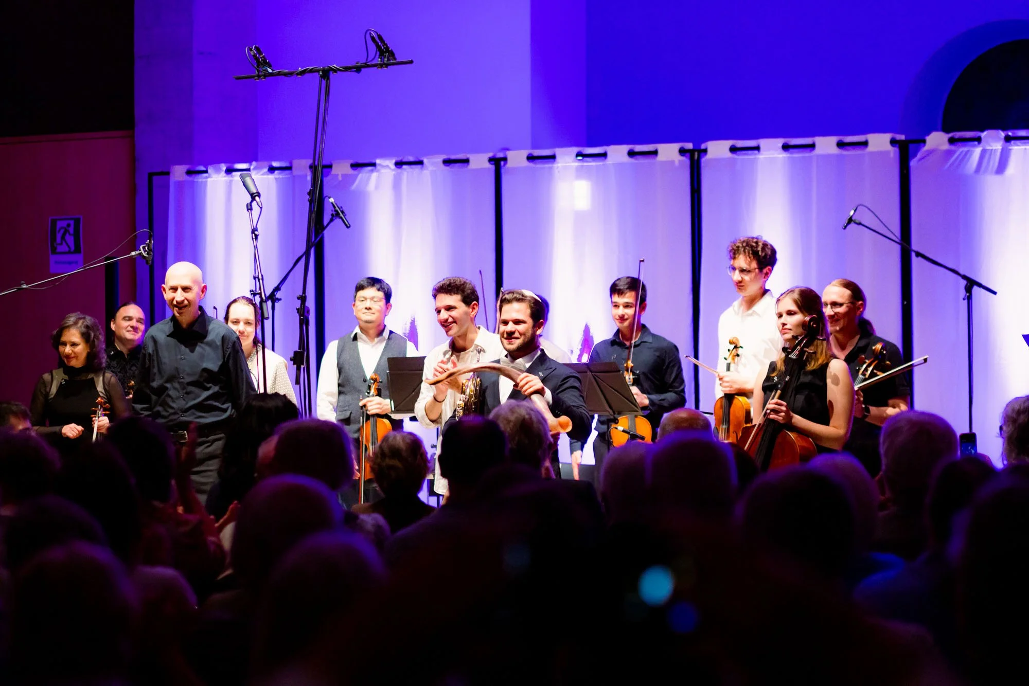 „Tikkun Olam“ im Ventana: Solist Bar Zemach und das Jewish Chamber Orchestra Hamburg. Foto: Kay-Uwe Fischer / SHALOM-MUSIK.KOELN