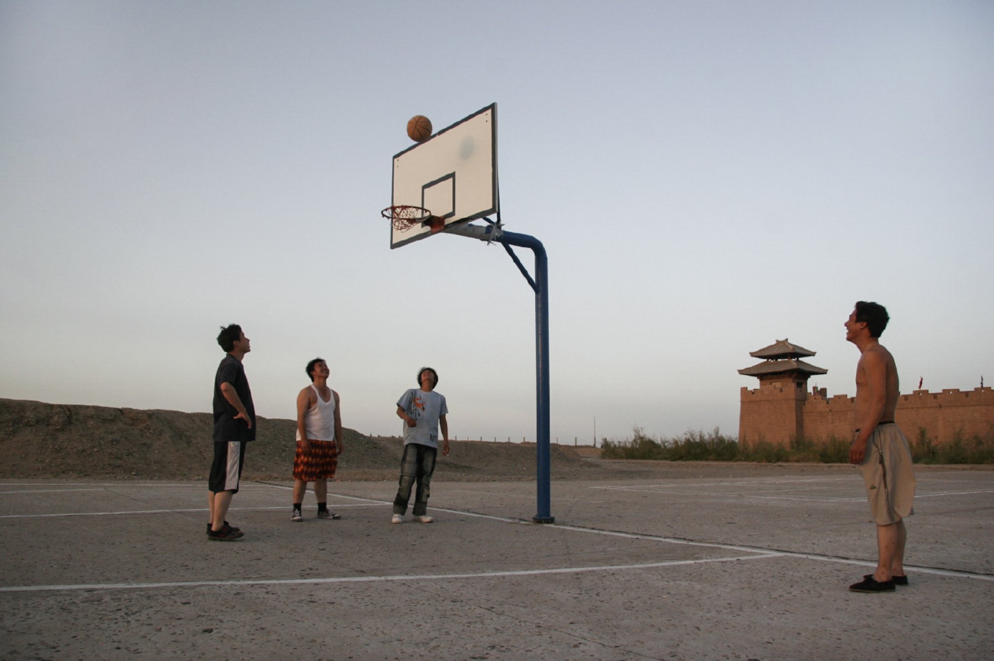  Jiayuguan, the western end of the Great Wall of China. 