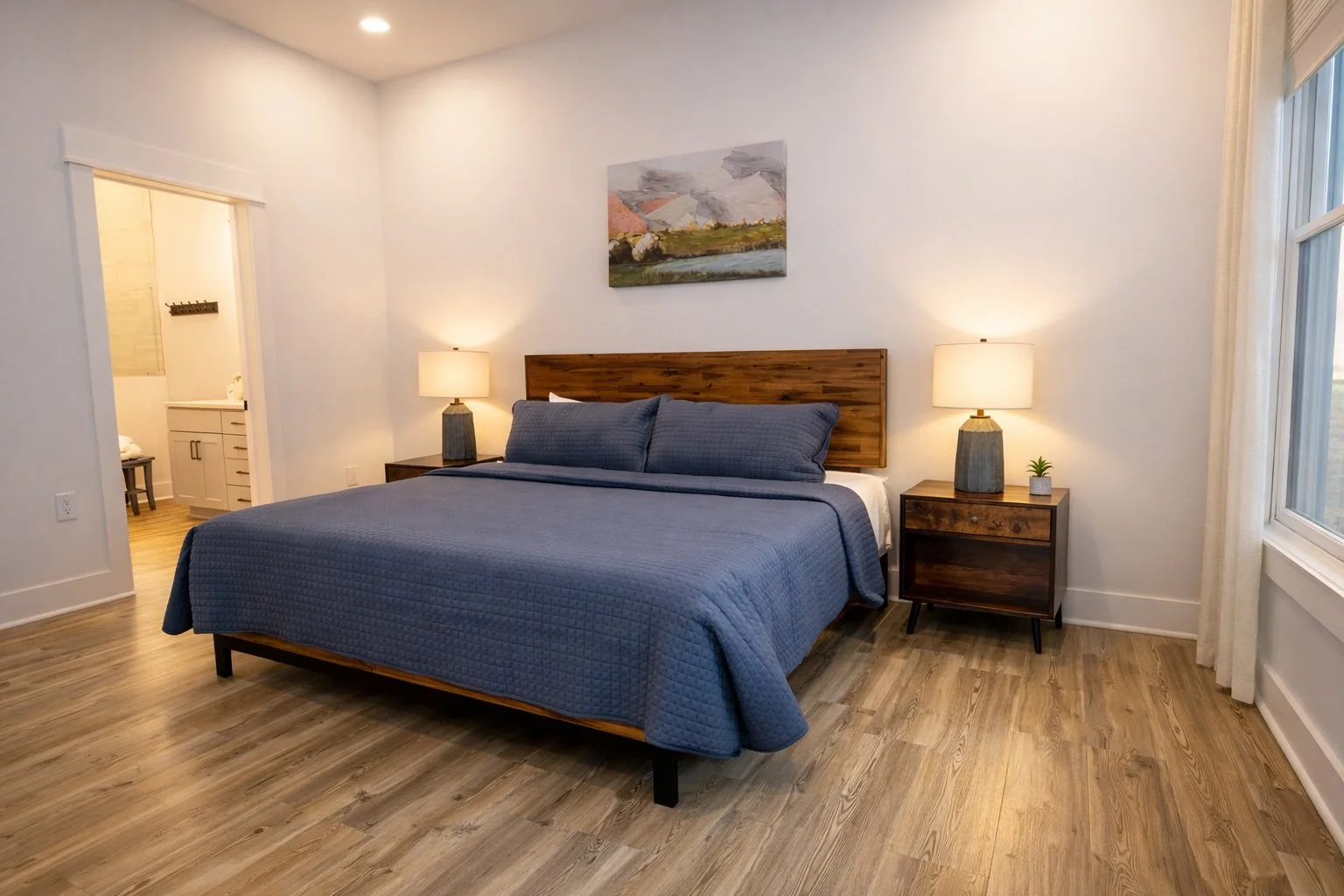 guest king luxury.jpg