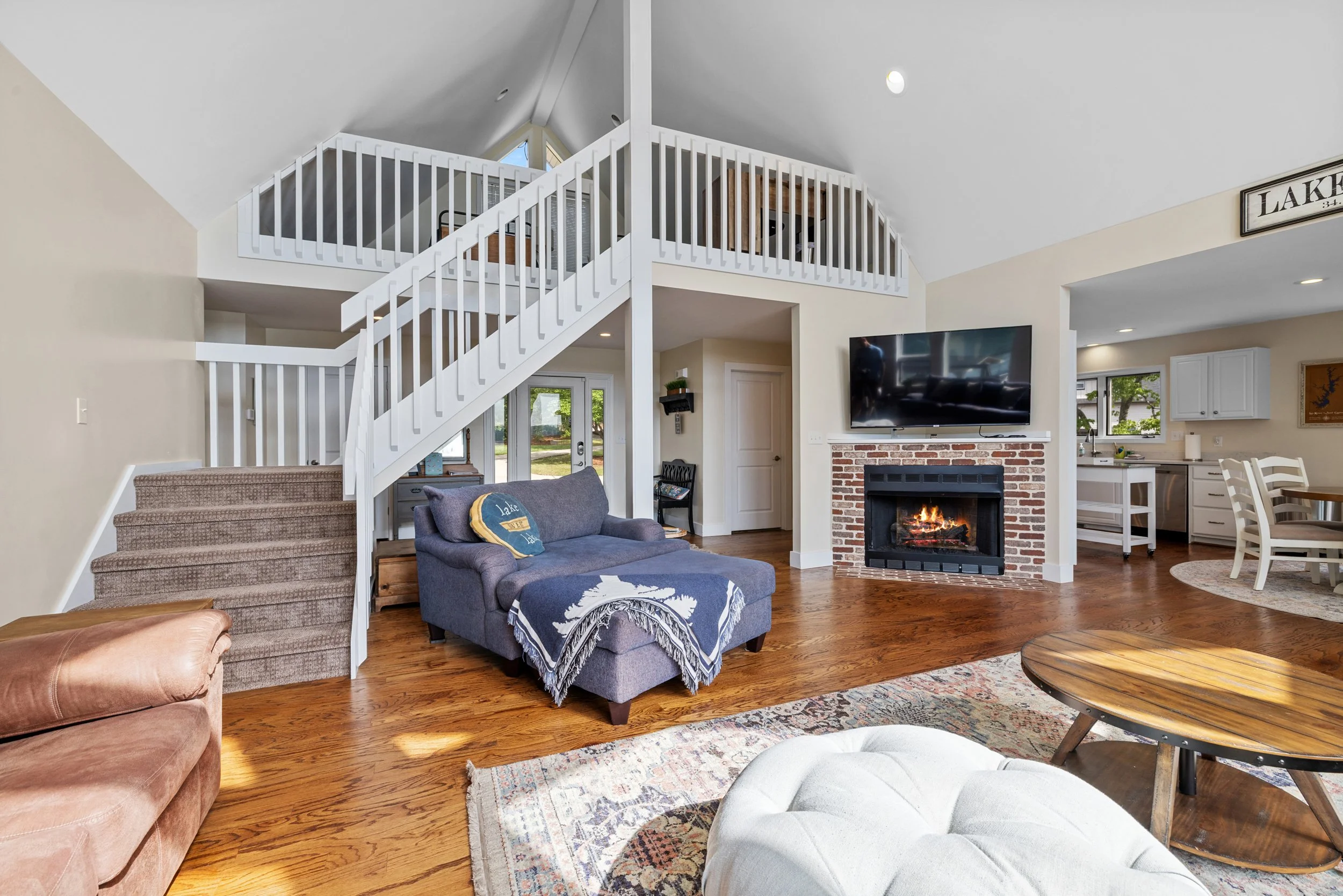 12044 carnelda-1011.jpg