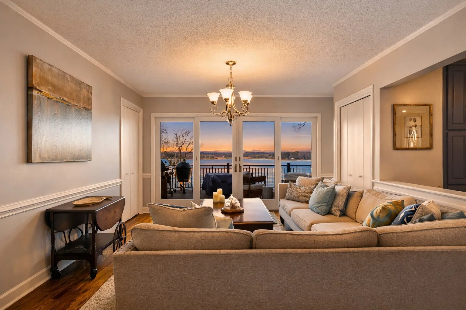 living room 3 luxury.jpg