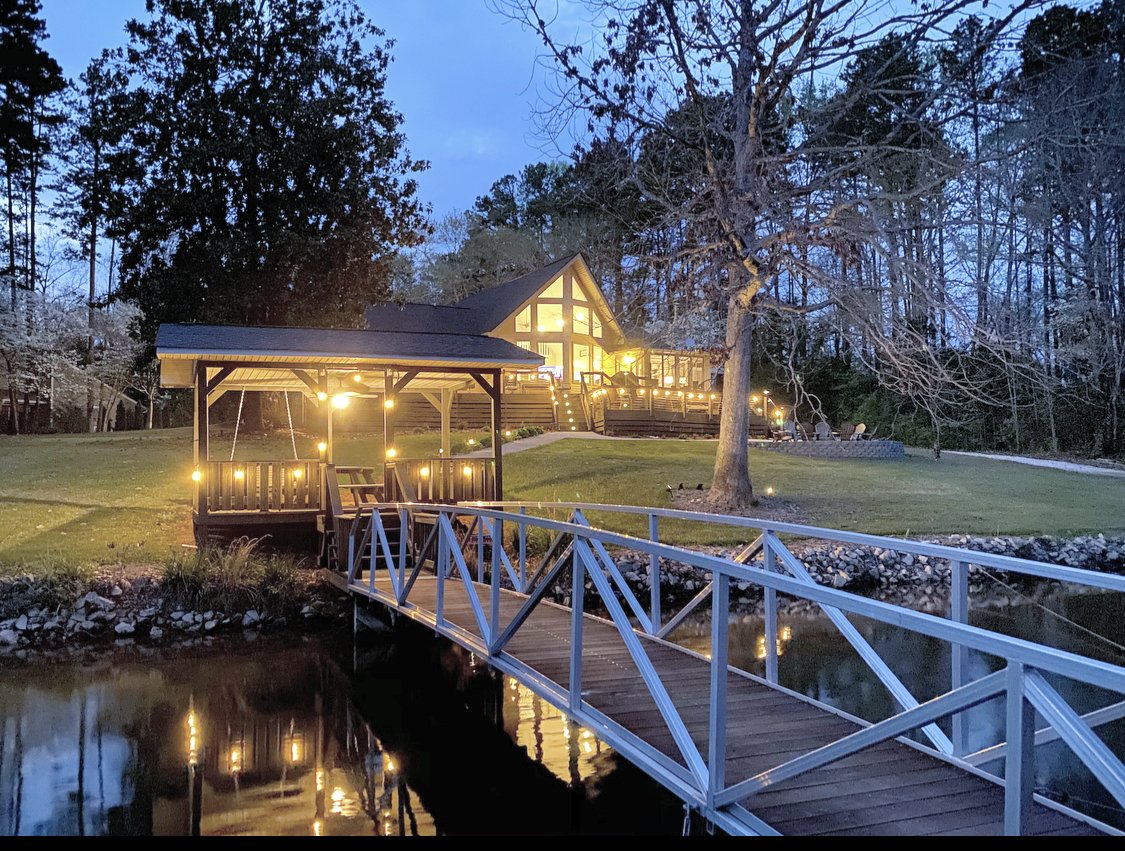 Lake Keowee Retreat on the Water — Oconee Hospitality