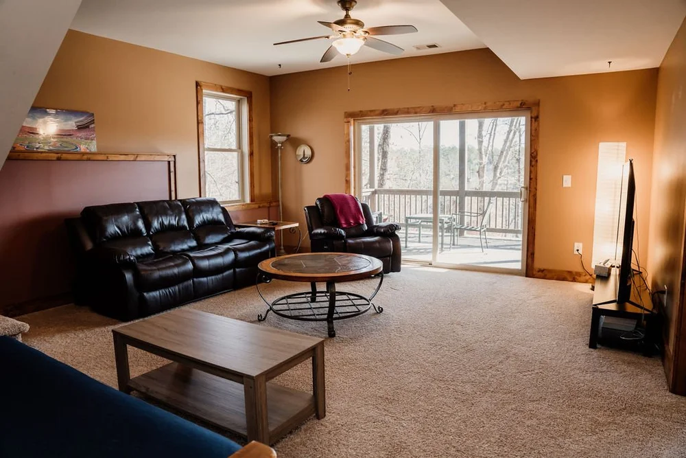 Lake Keowee rentals with dock — Oconee Hospitality