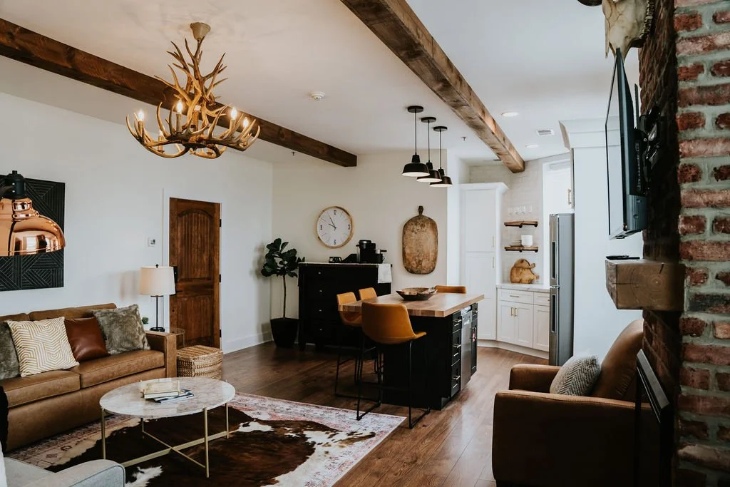 Residences on Main Issaqueena Suite