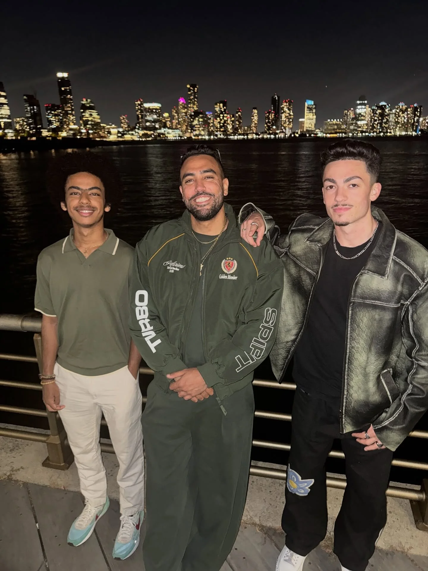 A night out at @lebainnyc 🌃

Shoutout to the DDD crew for having me 🙏 Major thanks to @djmoma @milhousenyc and @mainejbuchanan 🙌 Hope to do it again soon!
