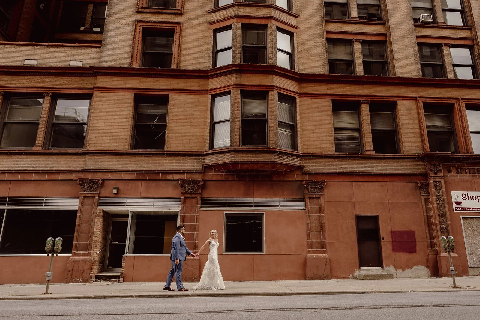 WEDDING DAY PORTRAIT LOCATIONS IN TOLEDO OHIO