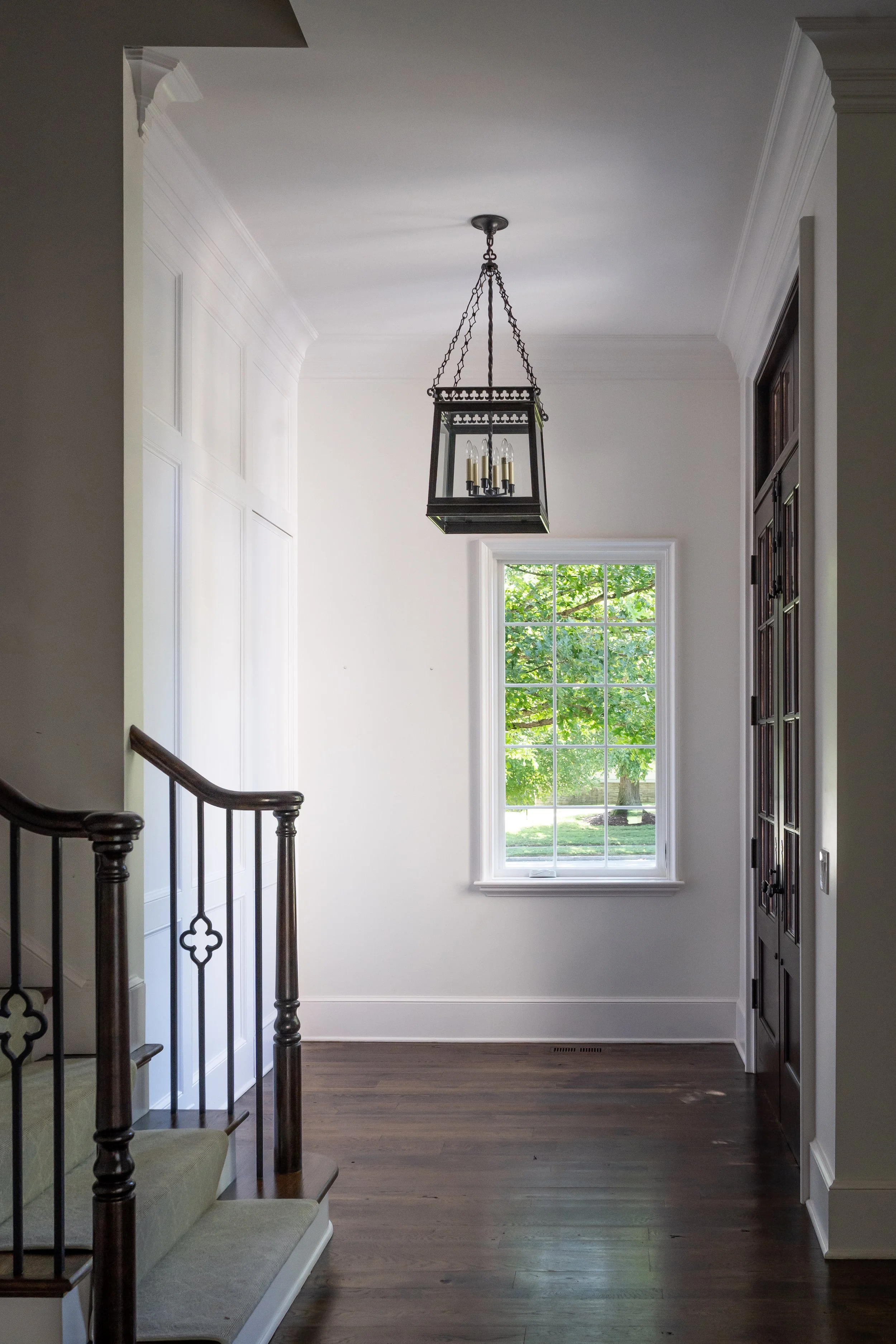 front-entrance-foyer.jpg