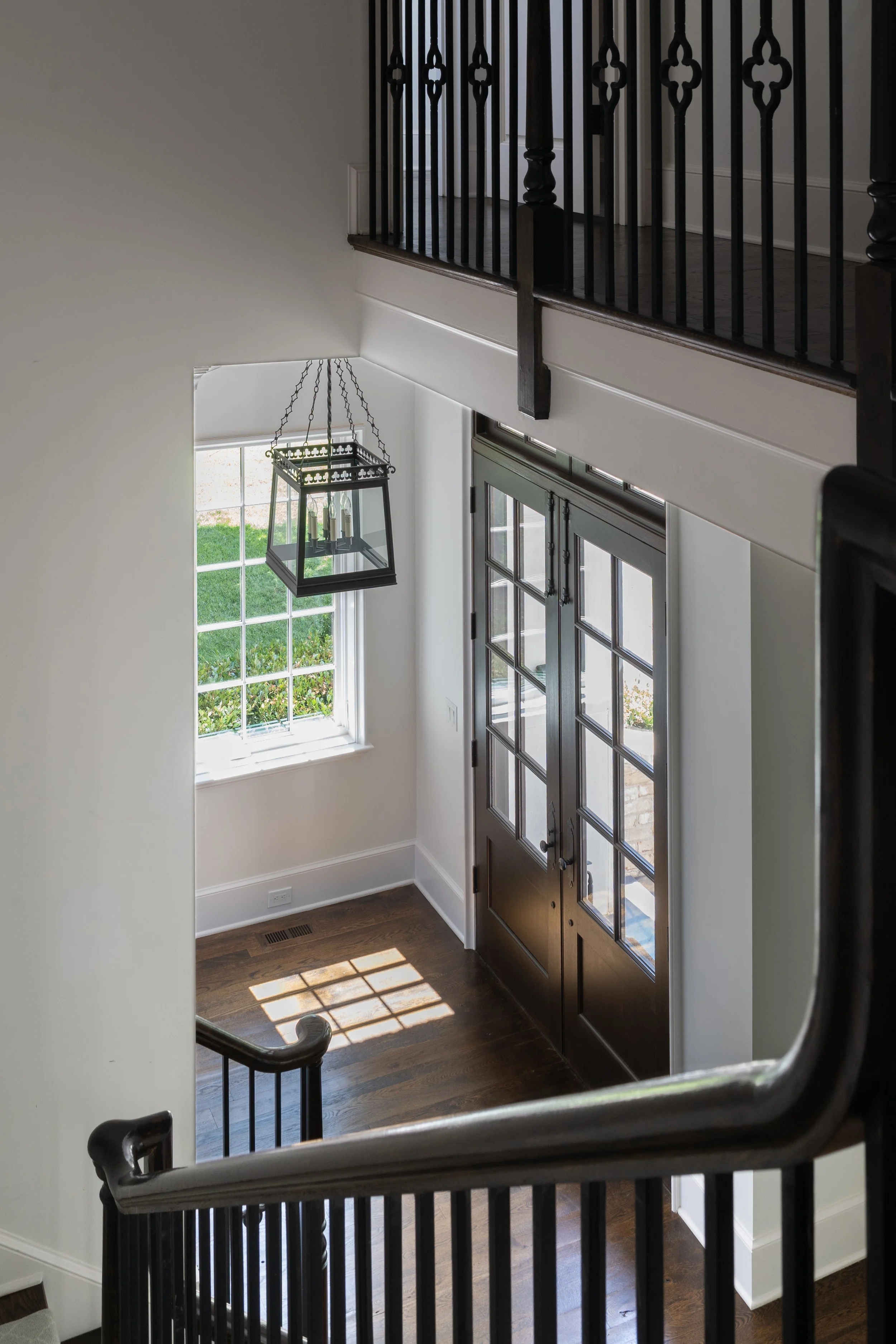 entryway-and-staricase-luxury-home.jpg