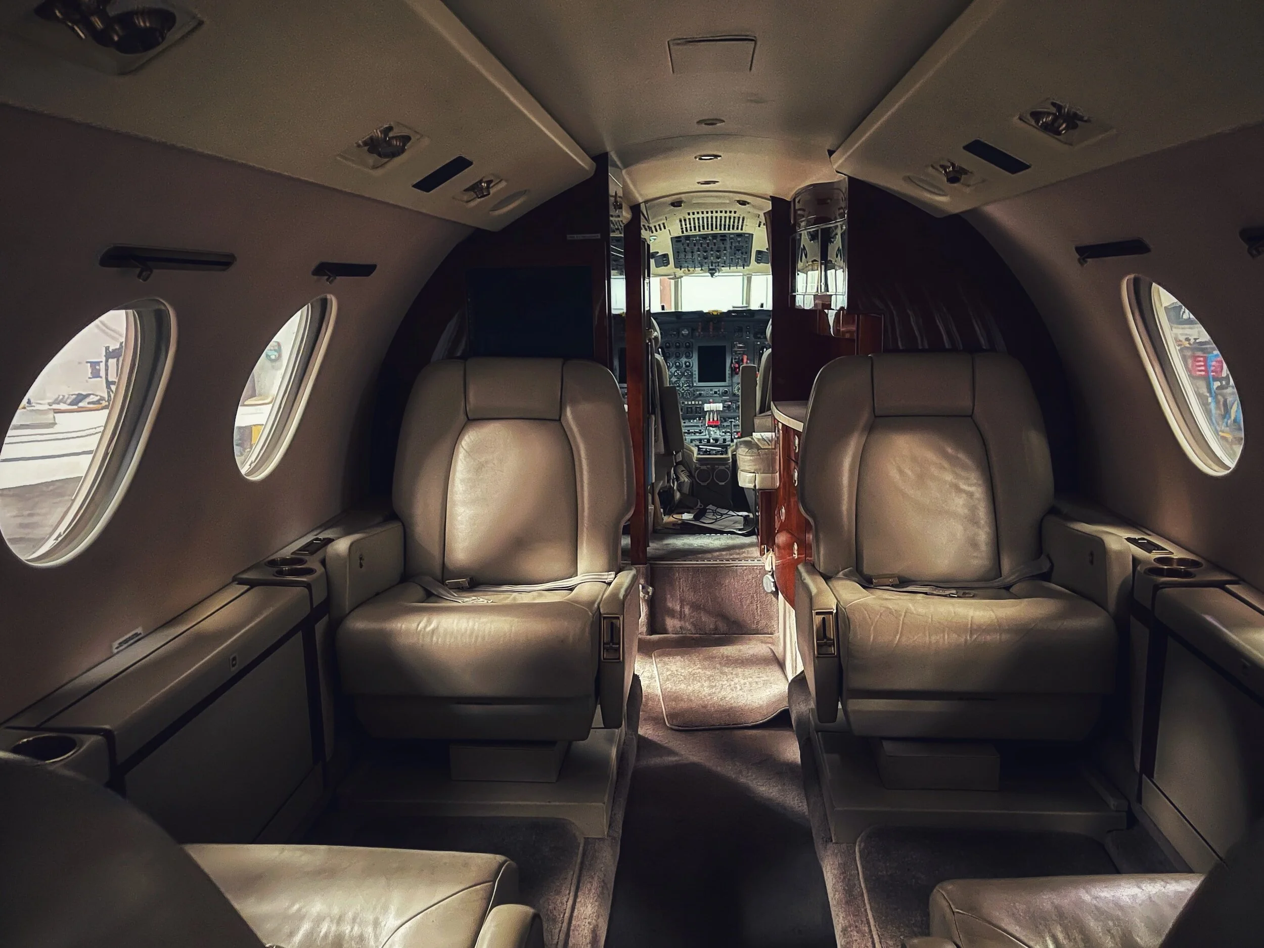 Private Jet Quote Broker via WhatsApp: The Future of Luxury Chartering