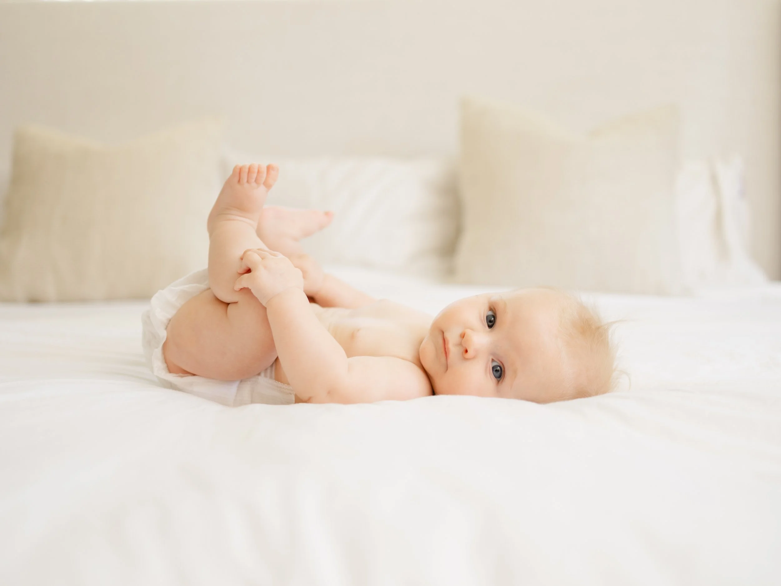 How to Use Off-Camera Flash for In-Home Family Photography (Step-by-Step Guide)