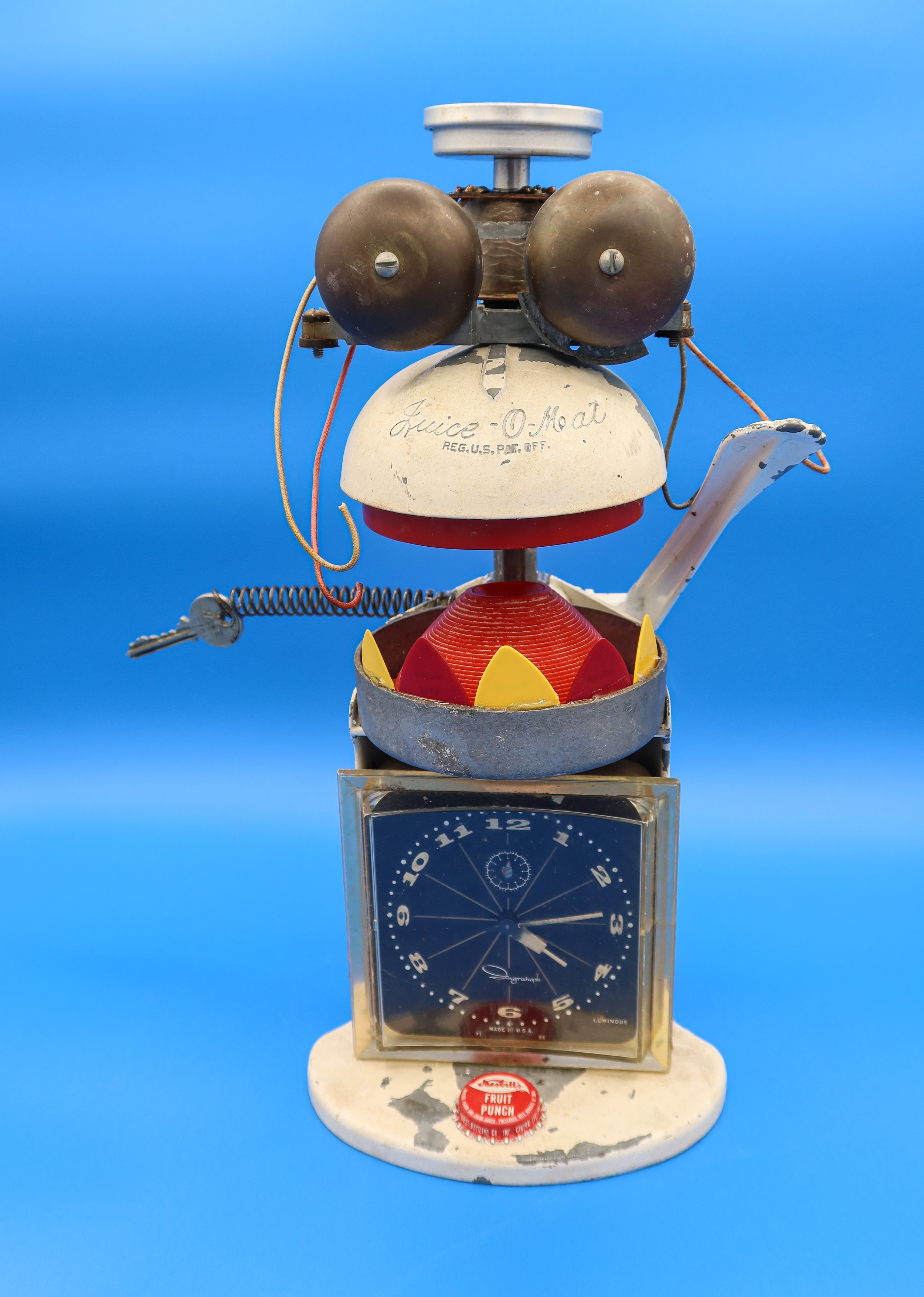 SOLD. Found Robot #3; "Juice Jones"
13" X 10" X 6"
“Juice Jones” was born and raised in Greenwich Connecticut, and went to Yale, graduating with a degree in locksmithing with a concentration in Cylindrical Locksets. After a brief stint as a Wall Str