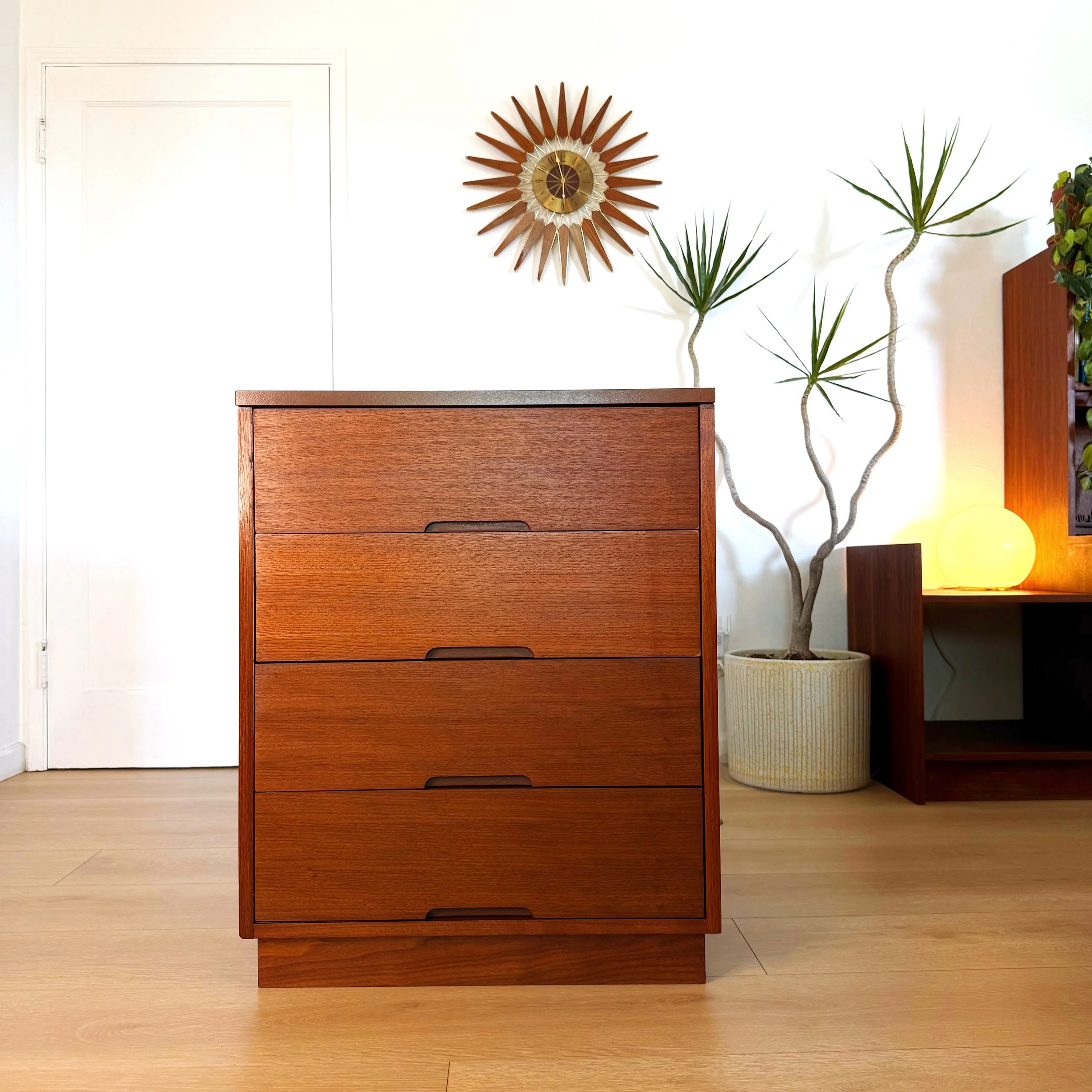 Mid Century Vintage Dresser